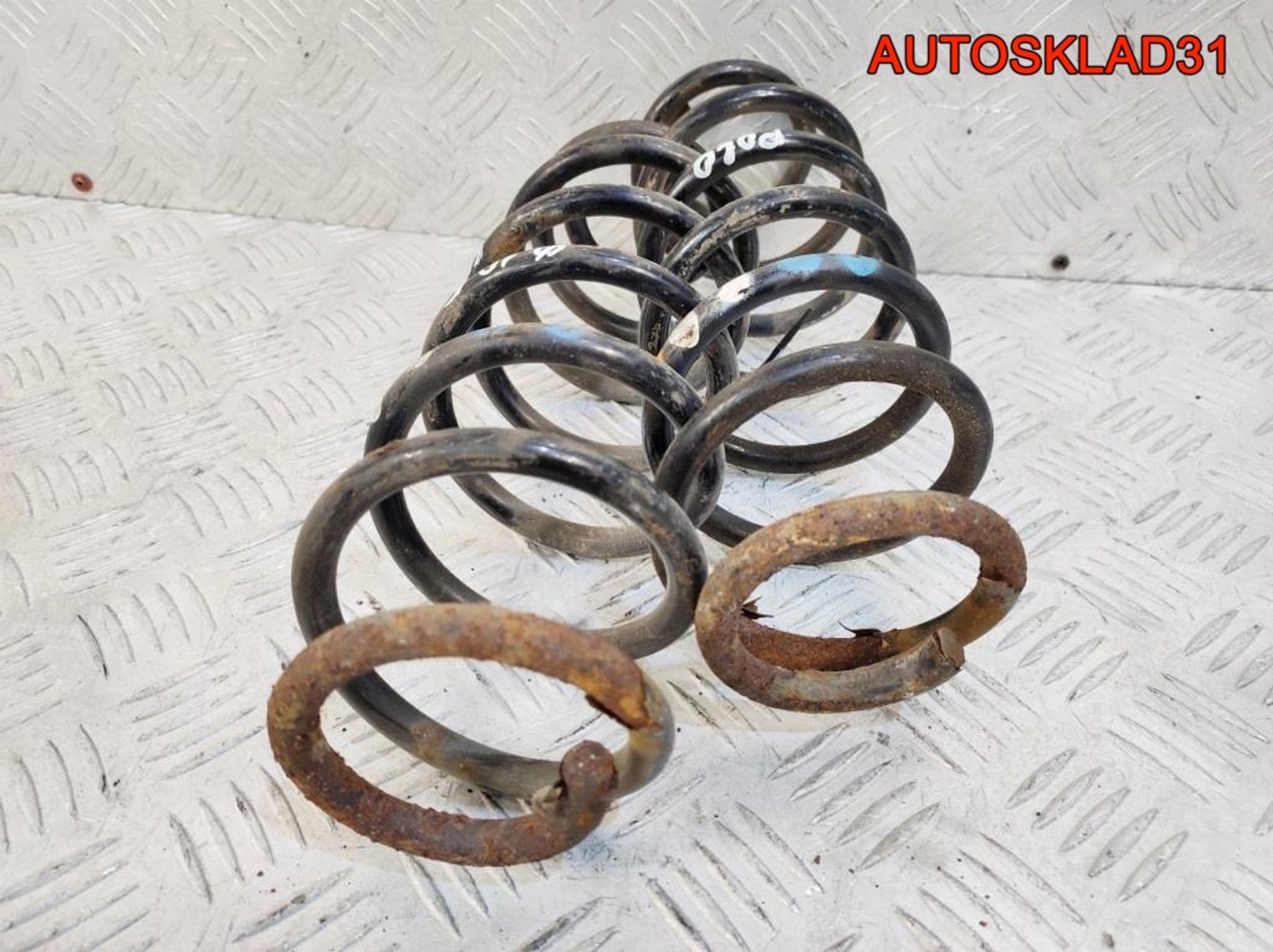 Пружина задняя комплект Volkswagen Polo 2001-2009, 1800 рублей, Дубовое