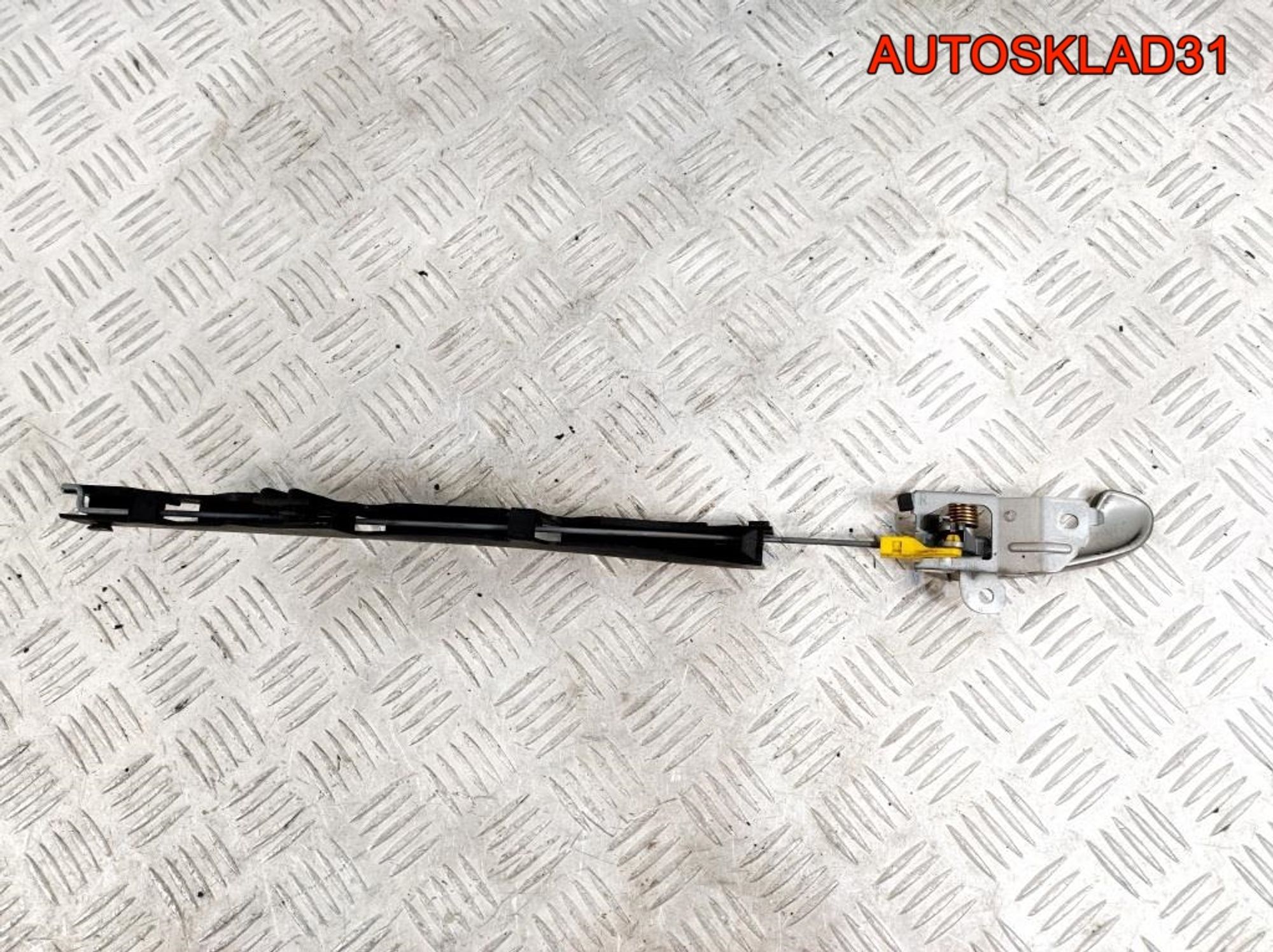 Ручка двери передняя правая Mitsubishi Carisma DA, 500 рублей, Дубовое