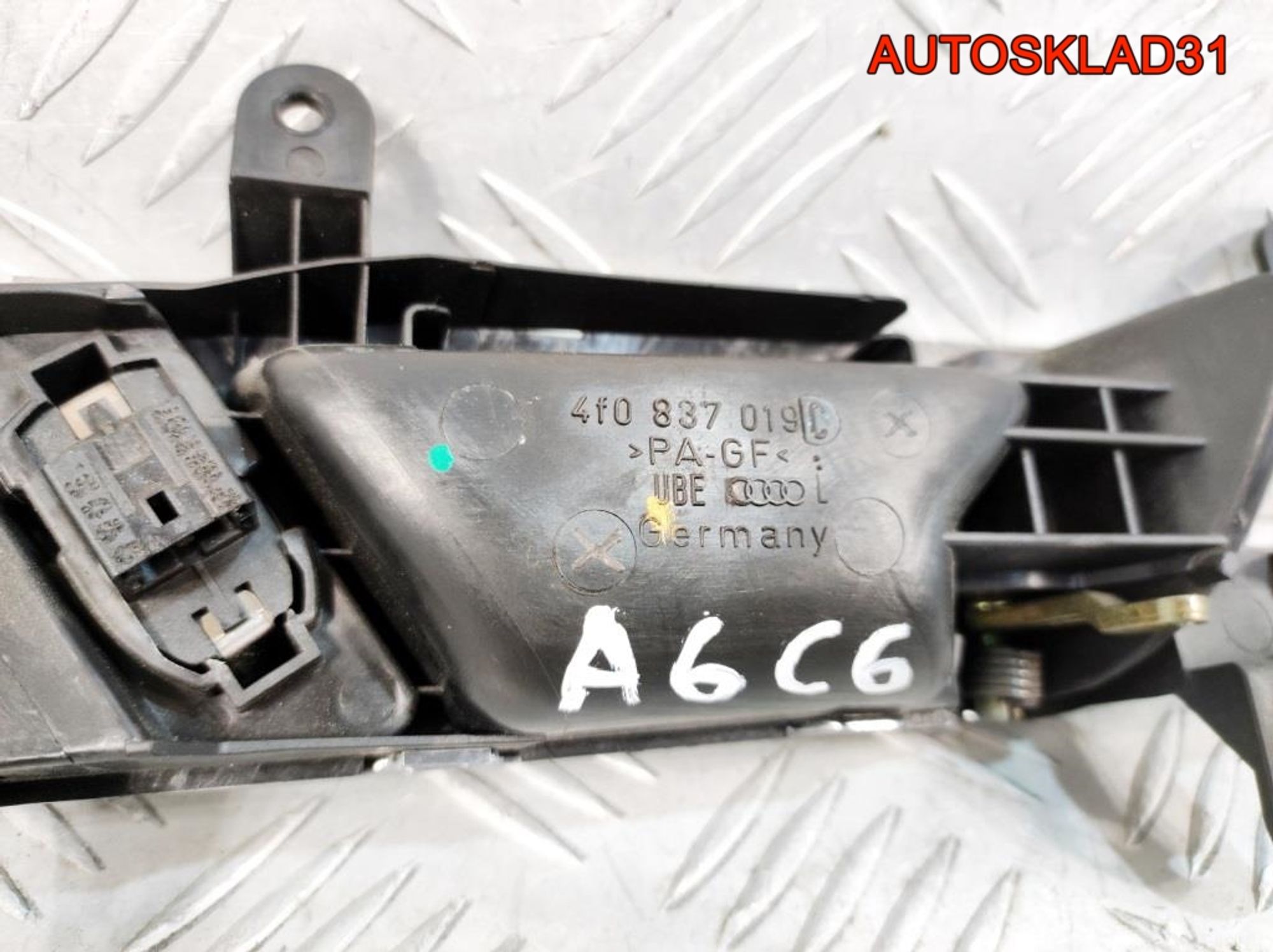 Ручка двери внутренняя передняя левая Audi A6 C6 4F0837019C, 1500 рублей, Дубовое