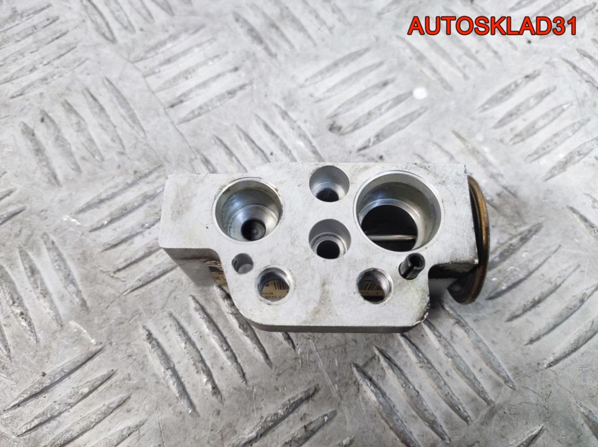 Клапан кондиционера Volkswagen Touran 1K0820679, 900 рублей, Дубовое