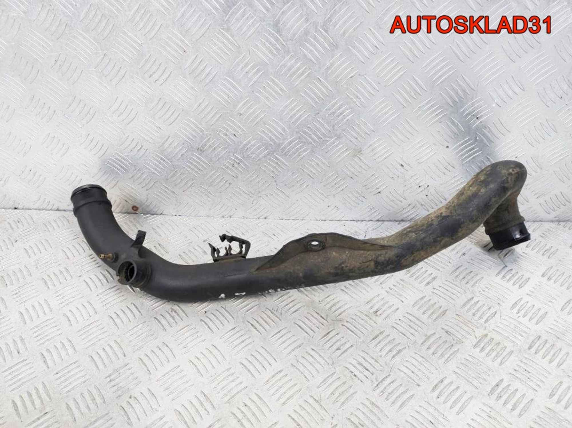 Патрубок интеркулера VW Sharan 1.9 AUY 7M0145958D, 1300 рублей, Дубовое