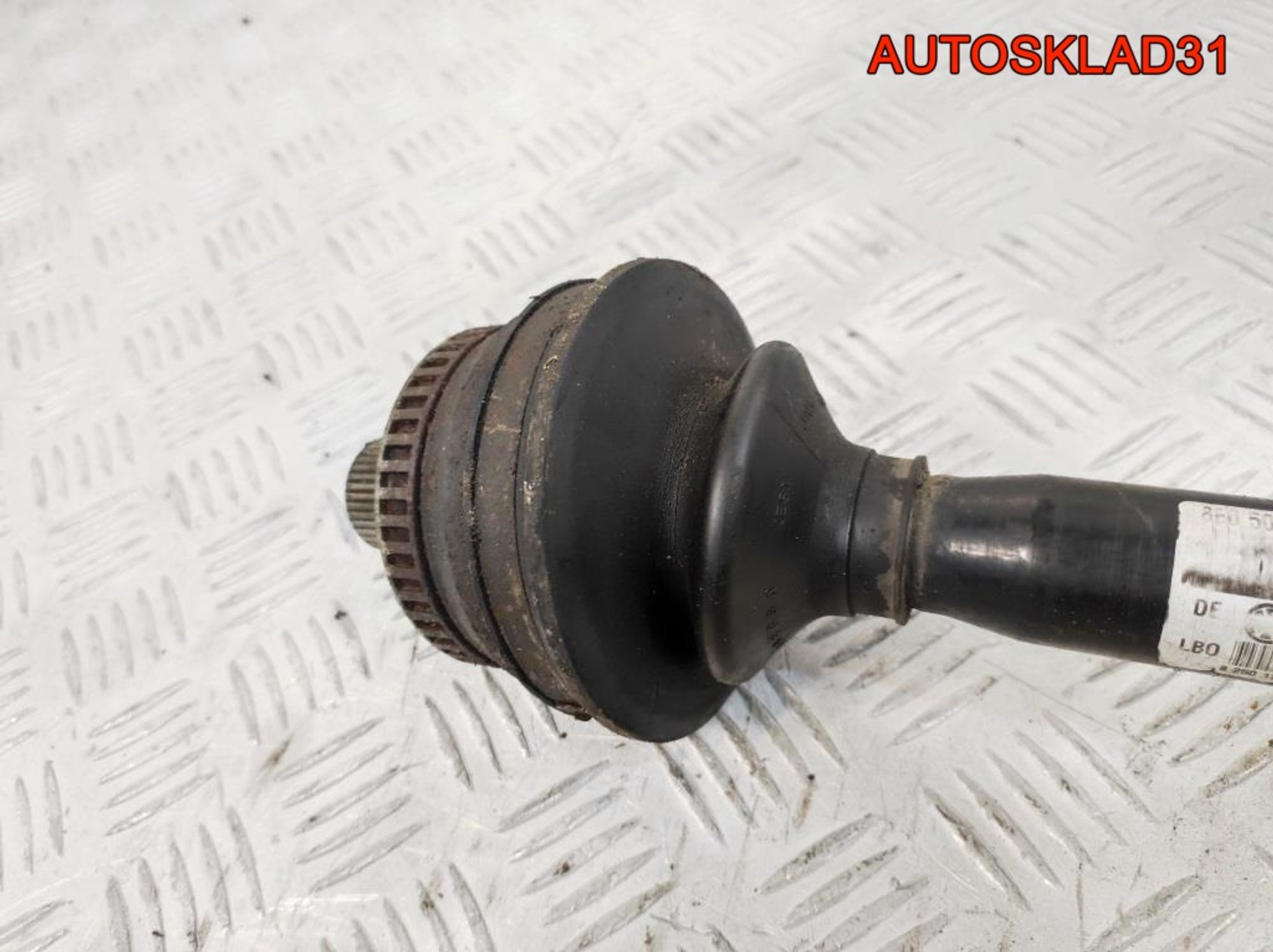 Полуось задняя 4WD Audi A4 B7 3.0 ASB 8E0501203S, 1400 рублей, Дубовое