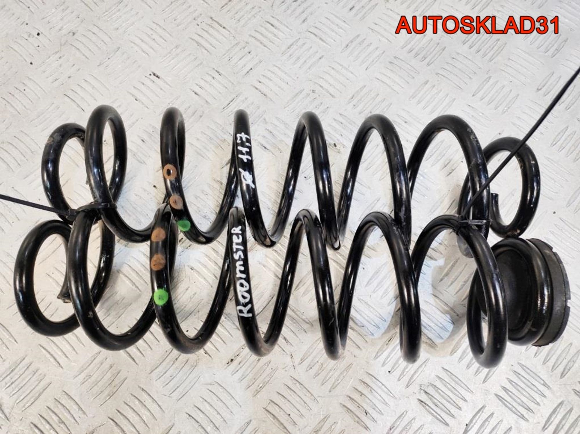 Пружина задняя комплект Skoda Roomster 1J0511115CF, 1800 рублей, Дубовое