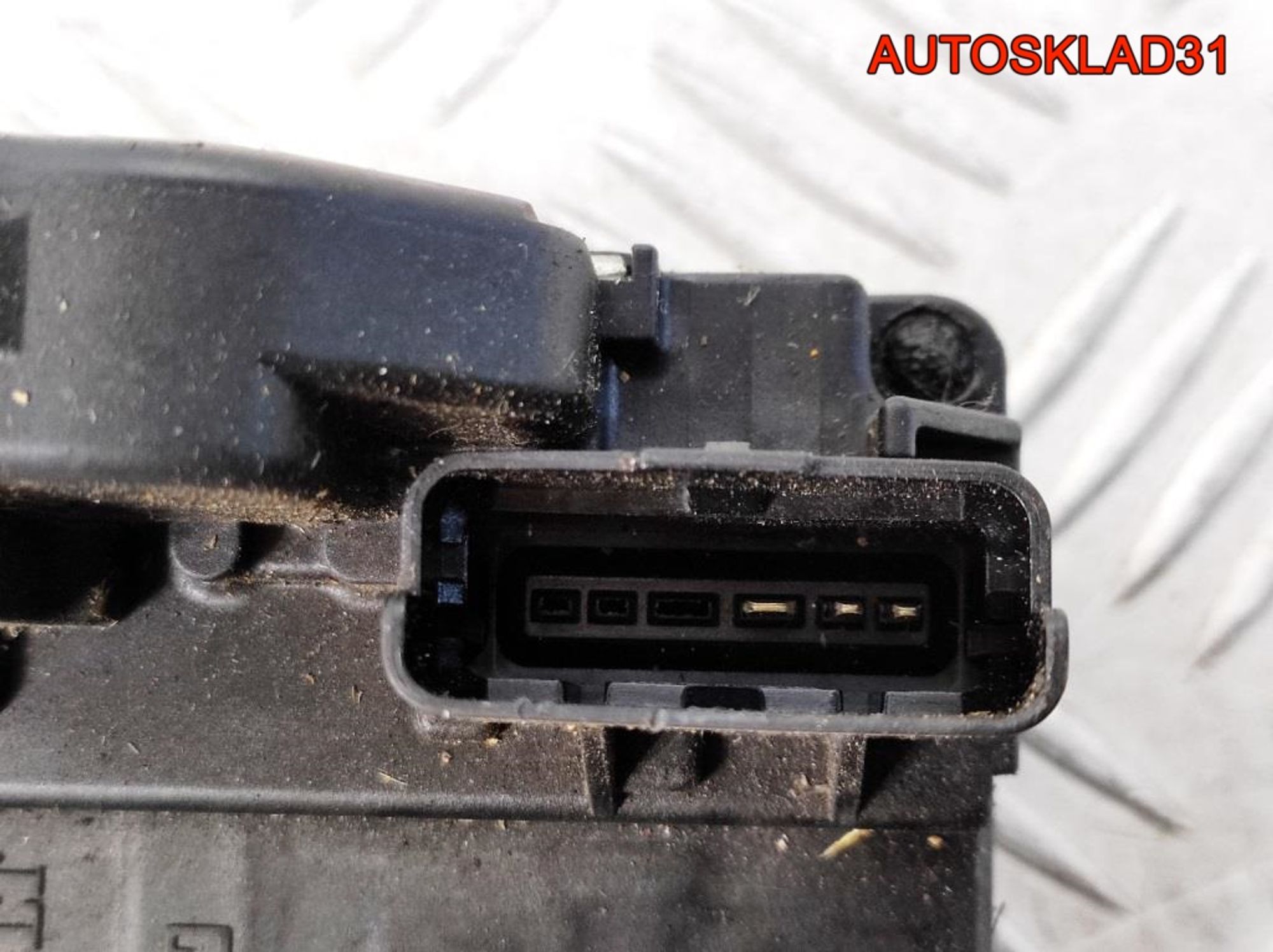 Замок двери передней правой Nissan Note E11, 3200 рублей, Дубовое