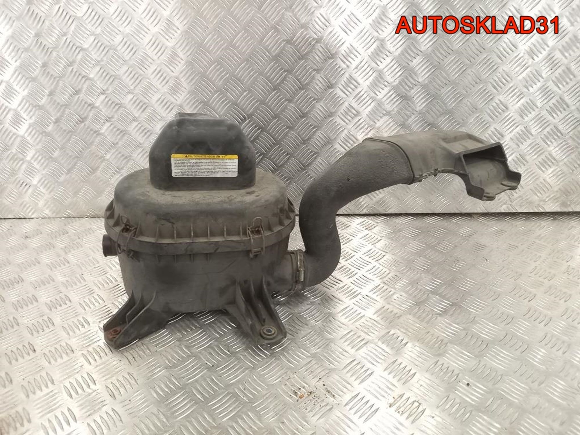 Корпус воздушного фильтра Hyundai Starex 2,5 D4CB, 2300 рублей, Дубовое