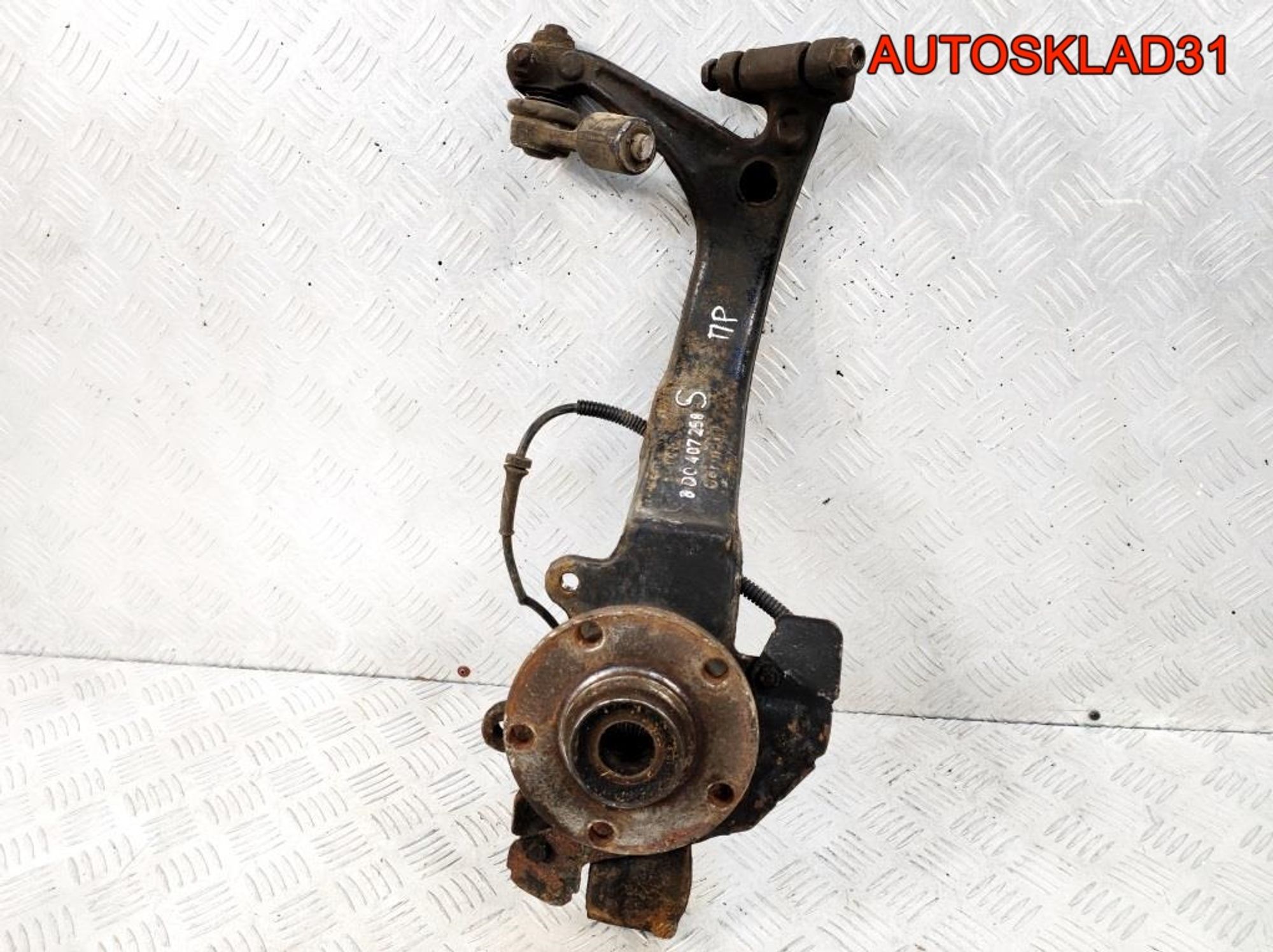 Кулак передний правый VW Passat B5 8D0407258S, 1200 рублей, Дубовое