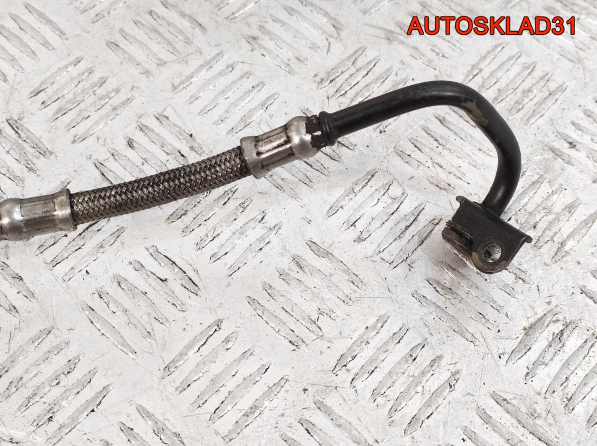 Трубка турбины Audi A6 C5 2,5 AKE Дизель 059145771E, 1000 рублей, Дубовое