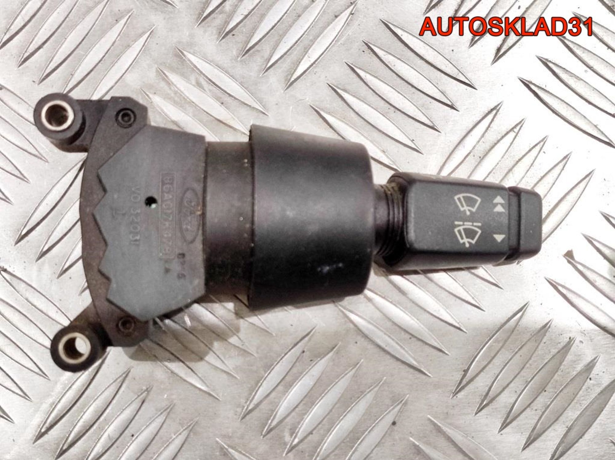 Переключатель стеклоочистителей Ford Escort 4 86AG17K478EA, 2000 рублей, Дубовое