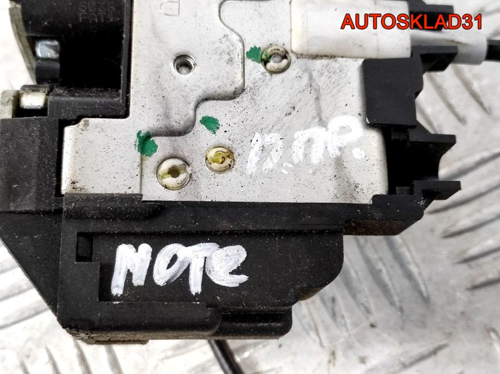 Замок двери передней правой Nissan Note E11, 3200 рублей, Дубовое