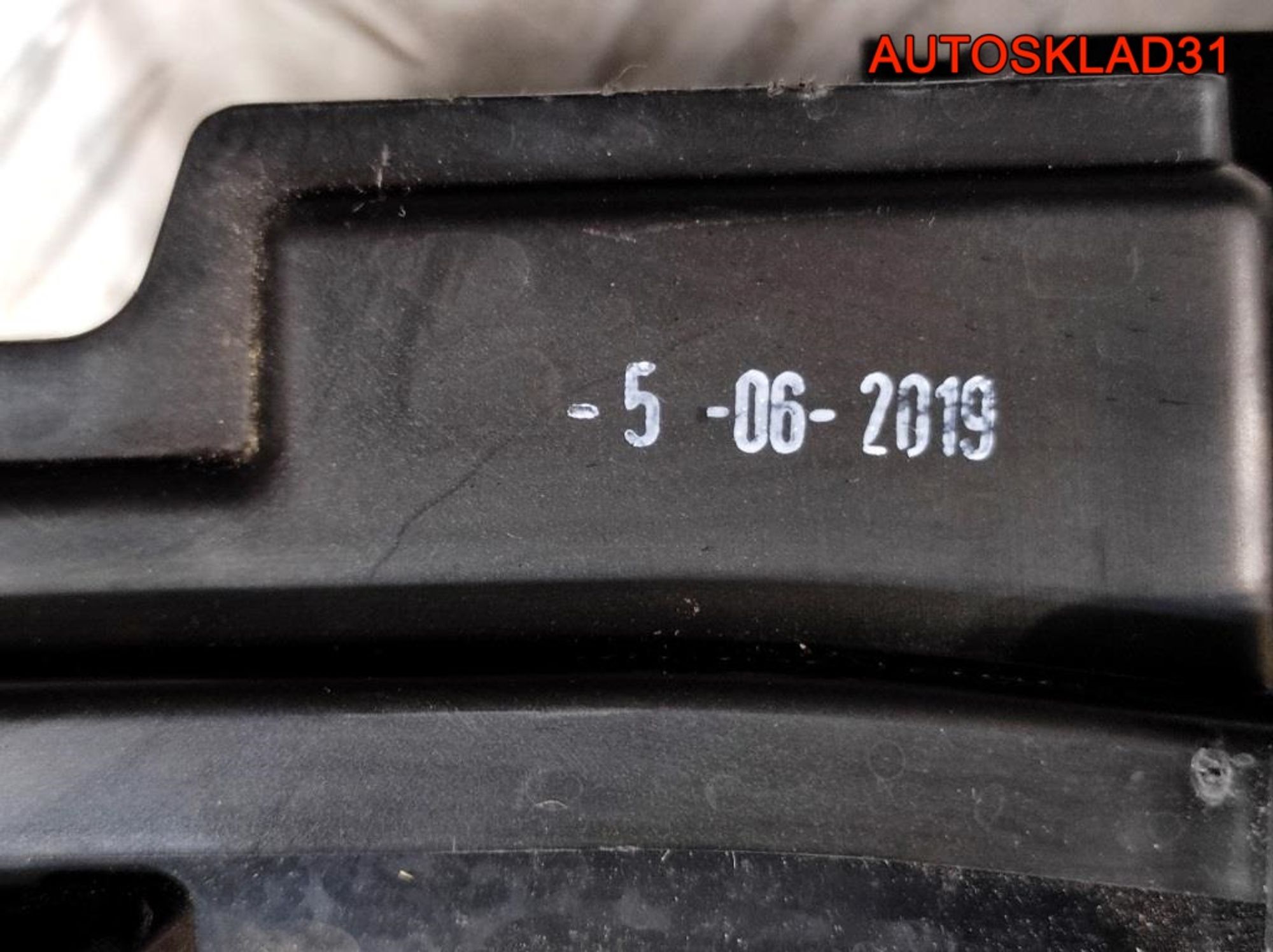 Фонарь задний правый Volkswagen up! 121 2019 1S0945096J, 5400 рублей, Дубовое