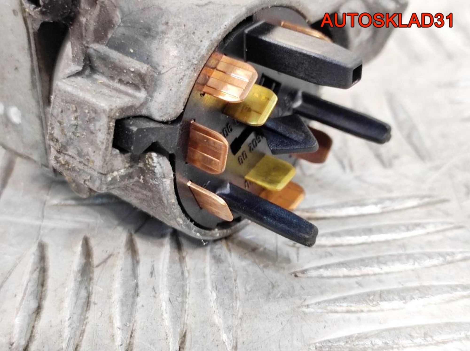 Комплект замок зажигания и личинки с ключом VW Passat B5 4B0905851A, 5000 рублей, Дубовое