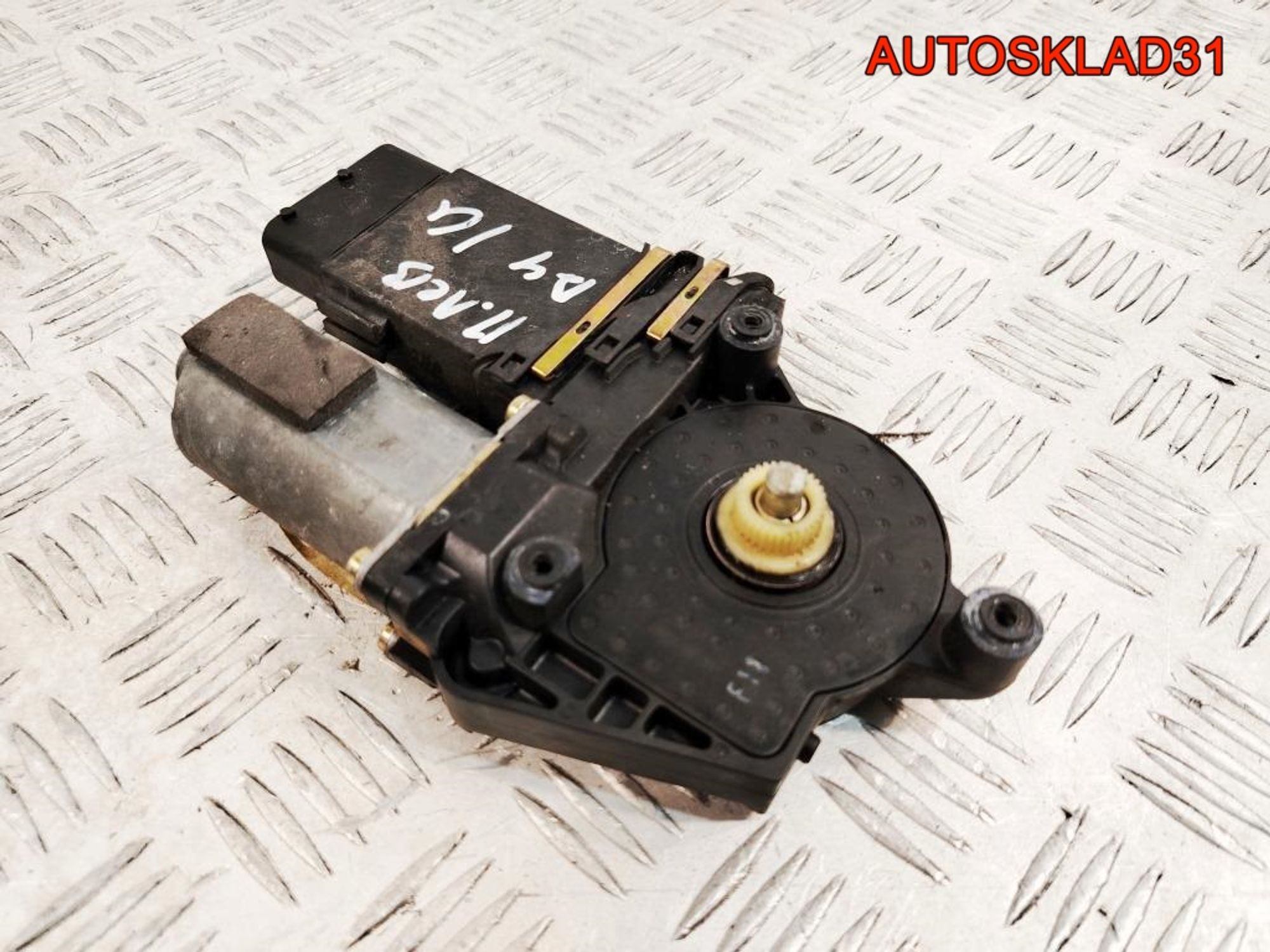 Моторчик стеклоподъемника передний левый Skoda Octavia A4 1U4959801B, 8000 рублей, Дубовое