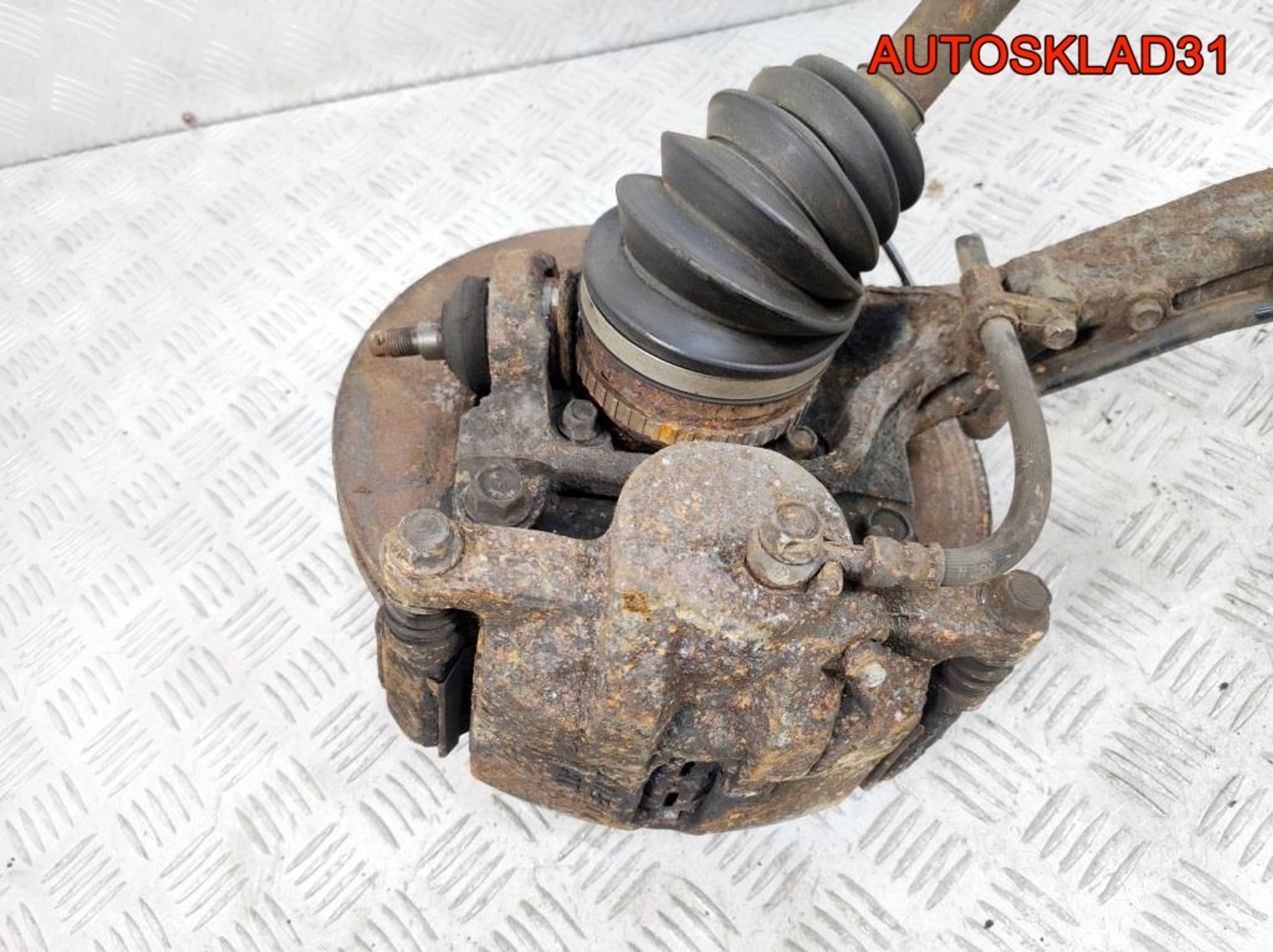 Кулак передний левый в сборе Honda Shuttle 2.3  F23A7, 7000 рублей, Дубовое