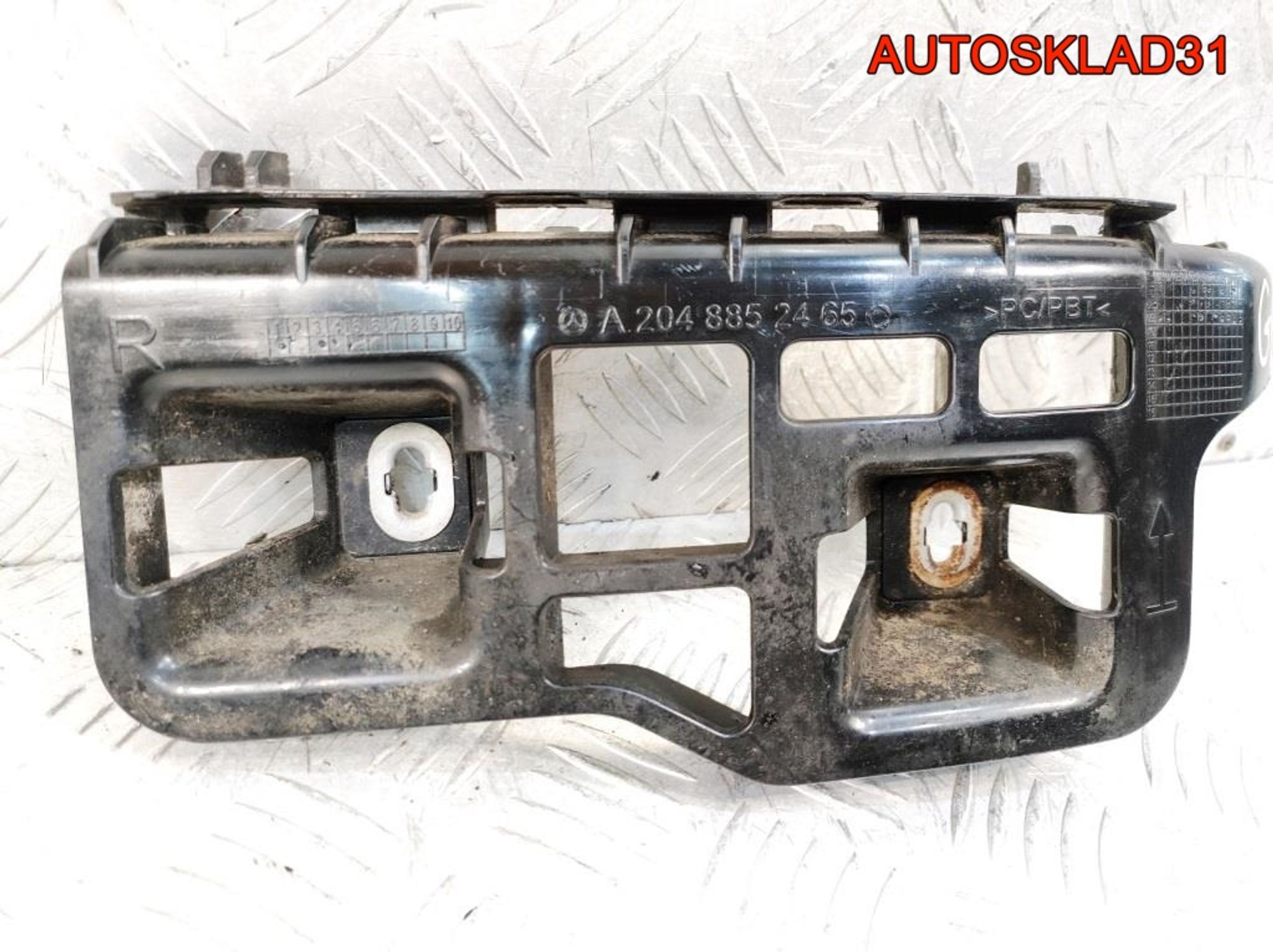 Кронштейн заднего бампера правый Mercedes GLK X204, 1000 рублей, Дубовое