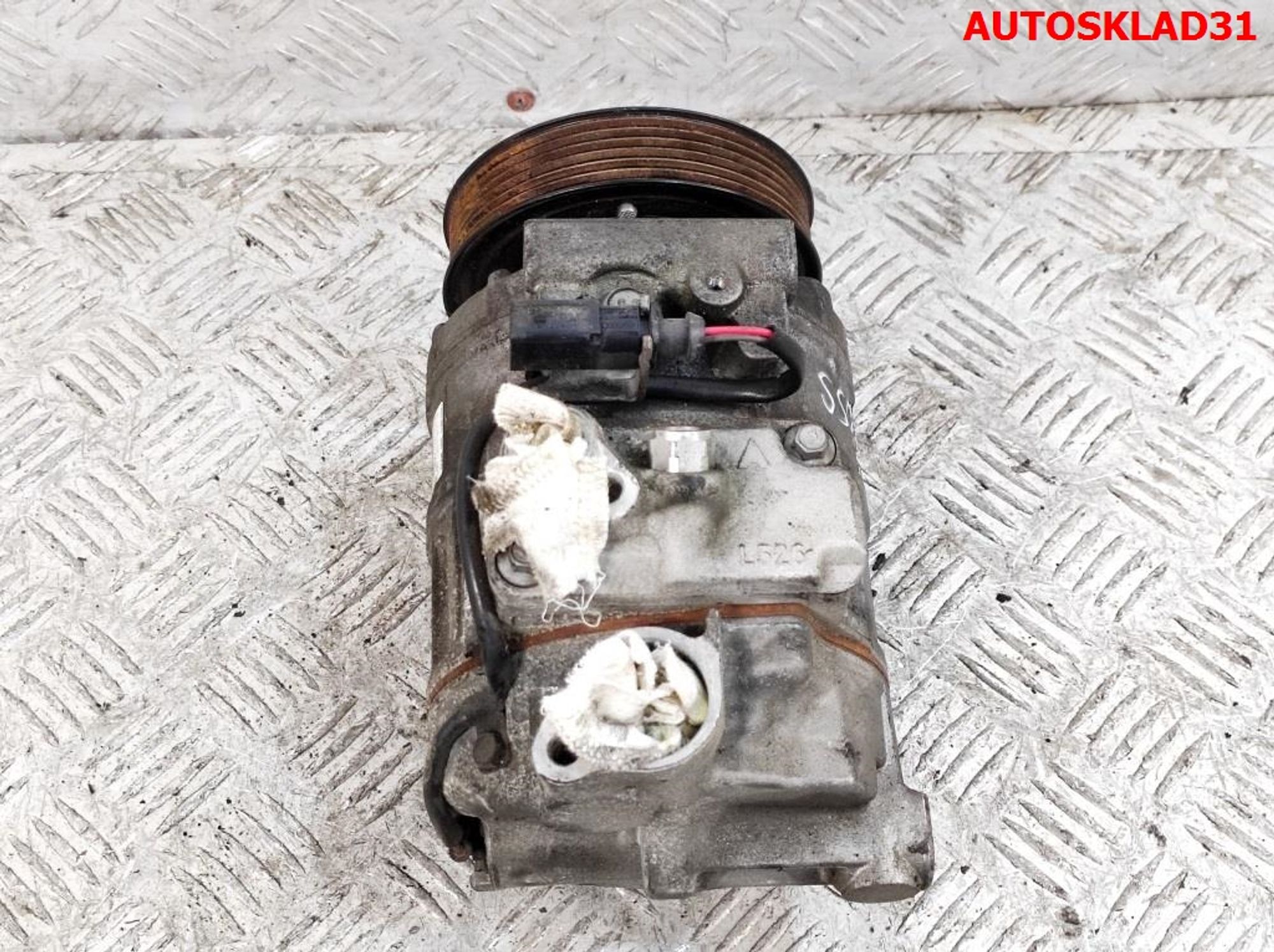 Компрессор кондиционера Audi A4 B6 8E0260805S, 10000 рублей, Дубовое