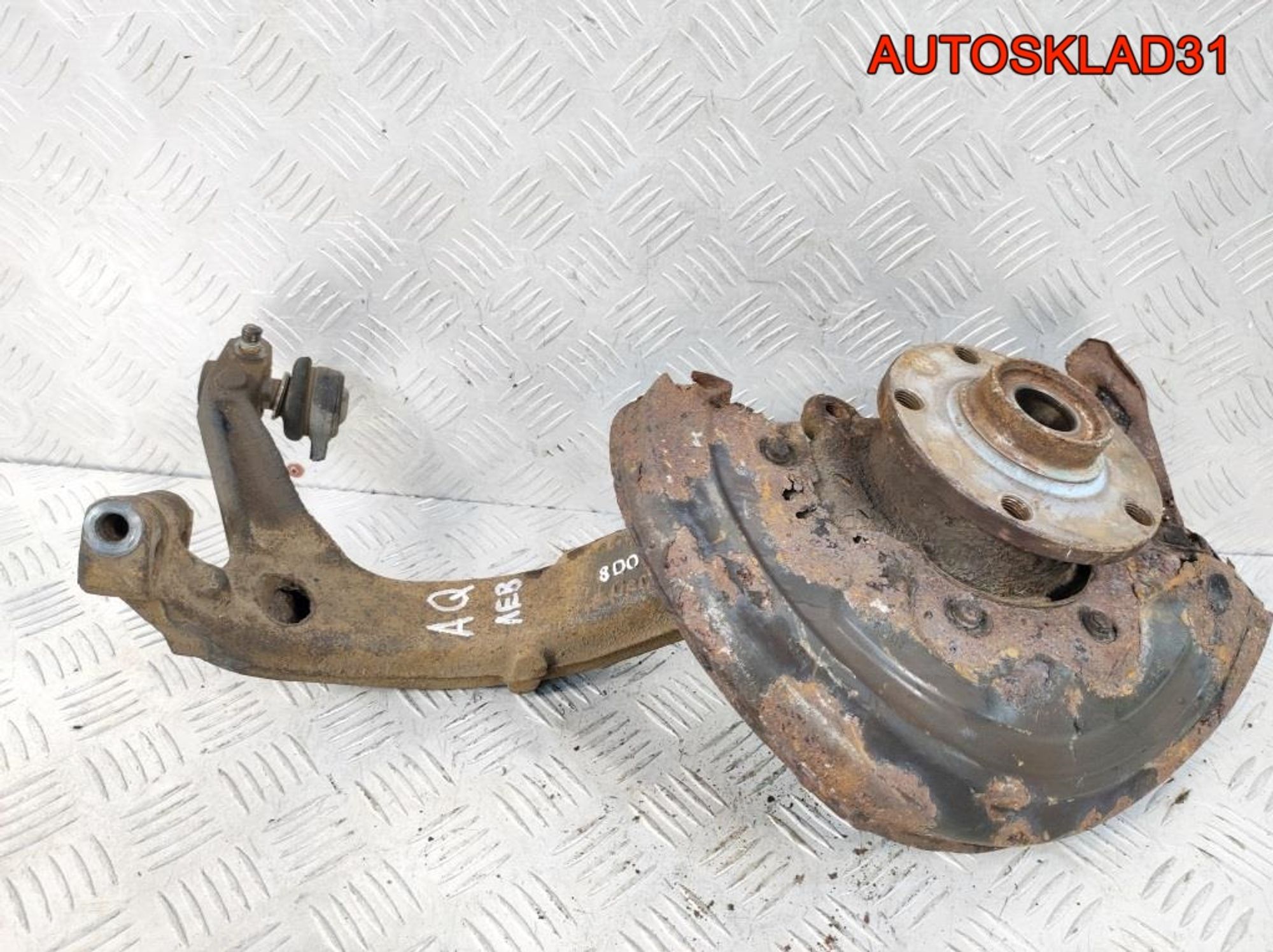 Кулак передний левый VW Passat B5 8D0407257AQ, 1200 рублей, Дубовое