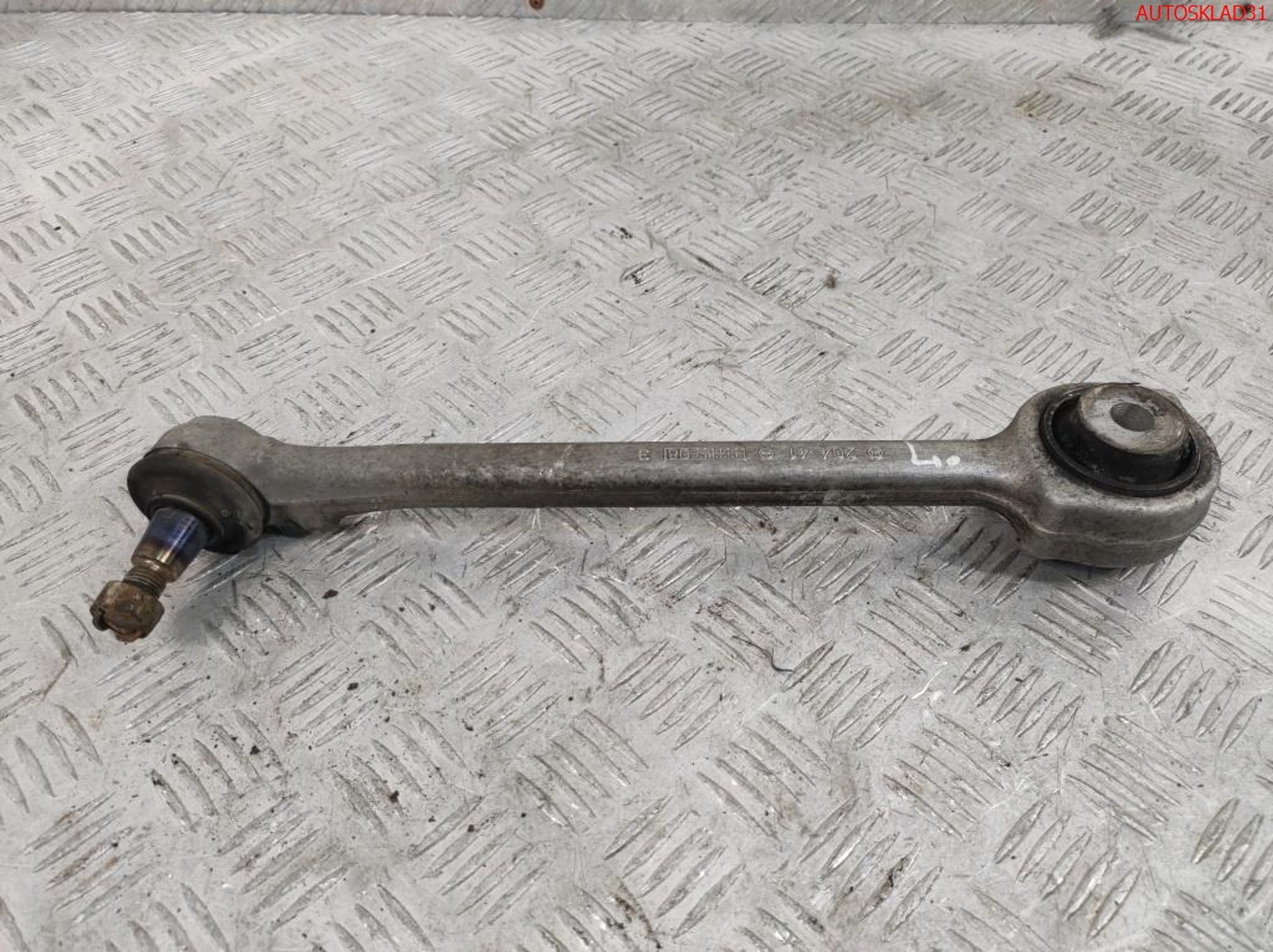 Рычаг передний нижний Mercedes GLK 2,2 651.912 A2043308011, 2000 рублей, Дубовое