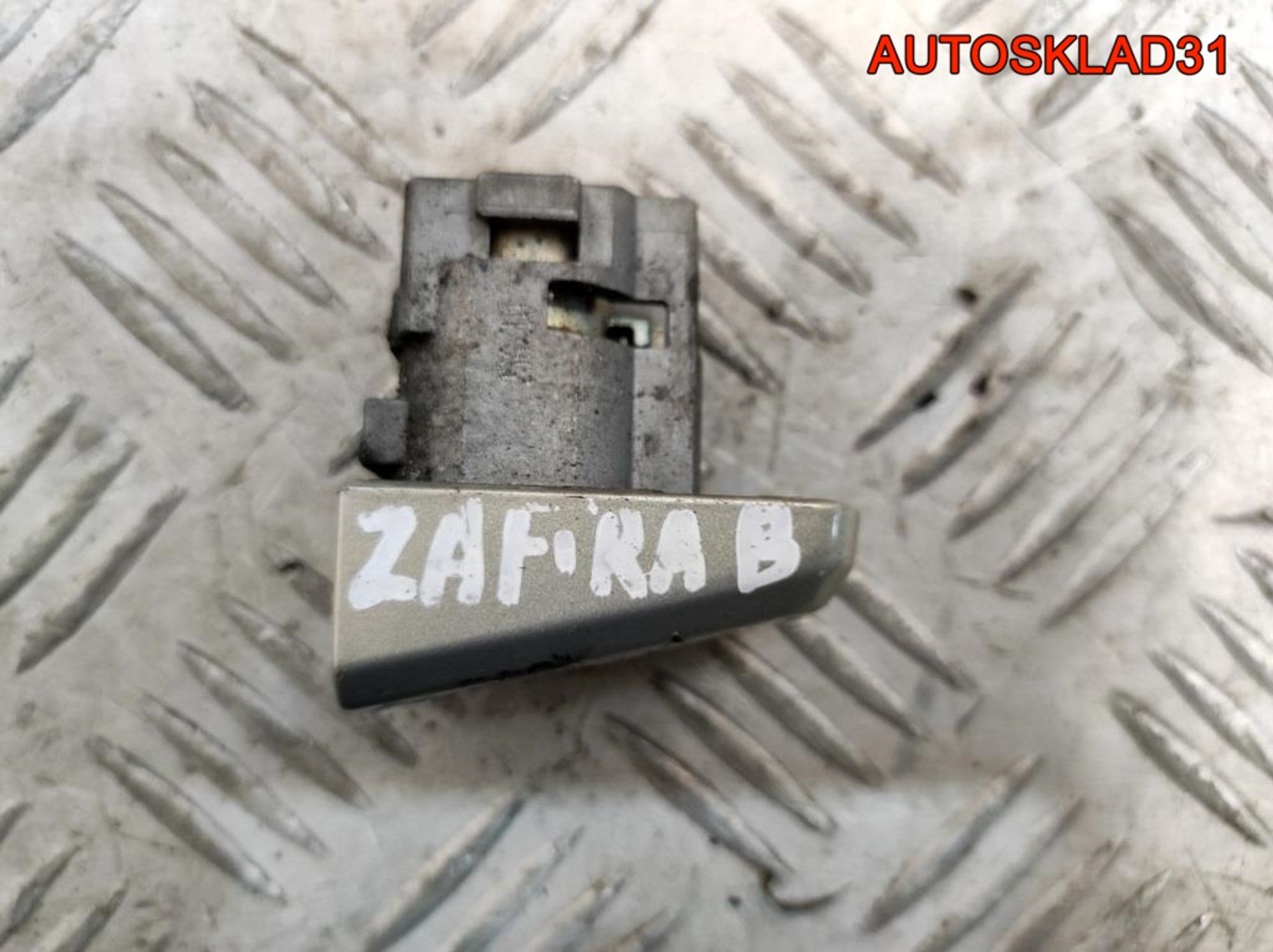 Вставка замка двери левой Opel Zafira B 5133082, 500 рублей, Дубовое