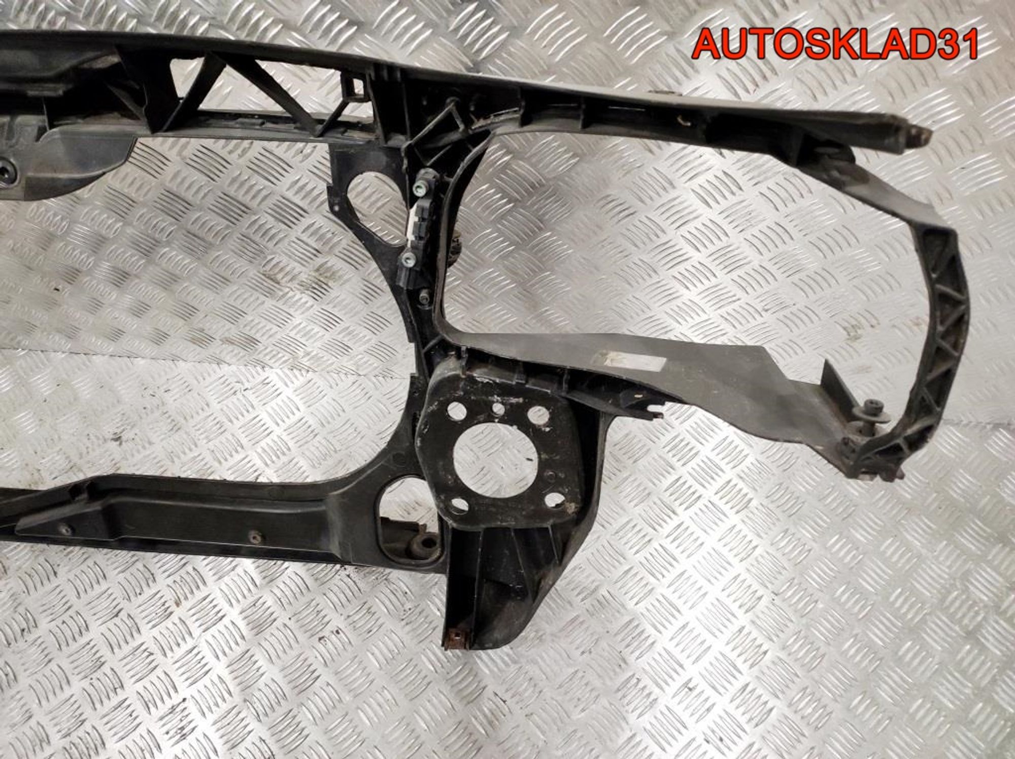 Панель передняя Audi A4 B7 2,0 TDI 8E0805594E (Р), 9000 рублей, Дубовое