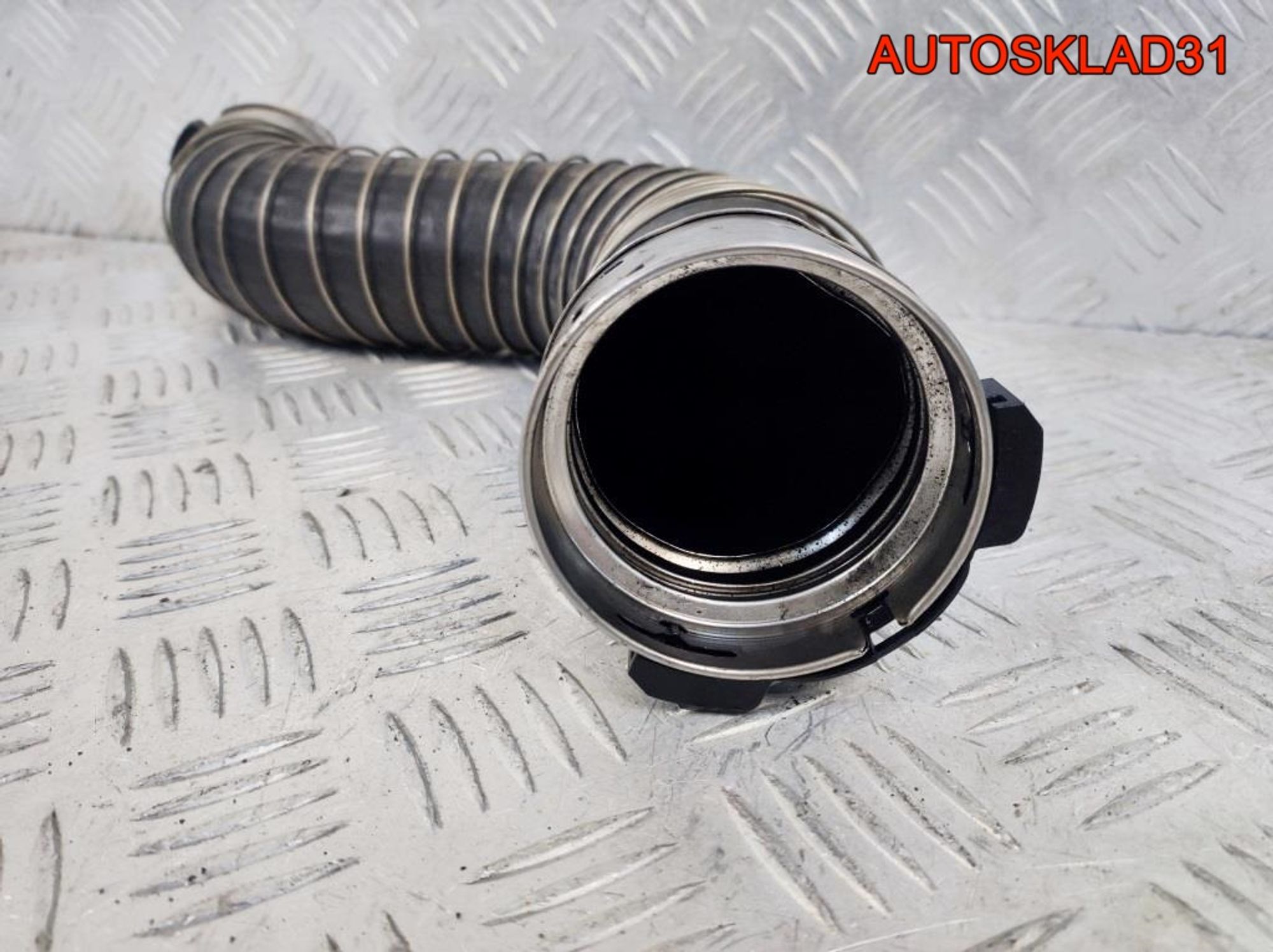 Патрубок интеркулера BMW F30 S21629 B47D20 Дизель, 5700 рублей, Дубовое