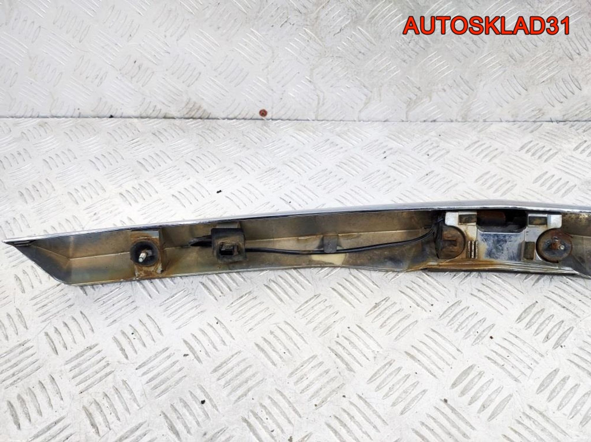 Накладка двери багажника Opel Astra H Кабриолет, 2100 рублей, Дубовое