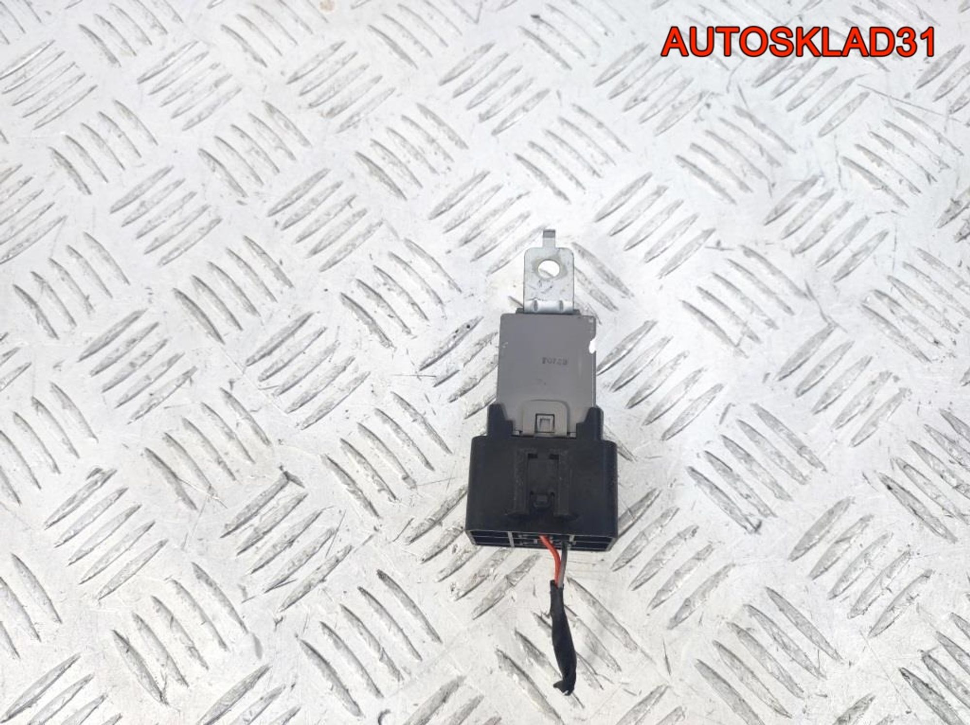 Реле обогрева сидений Kia Ceed 937101H000, 500 рублей, Дубовое