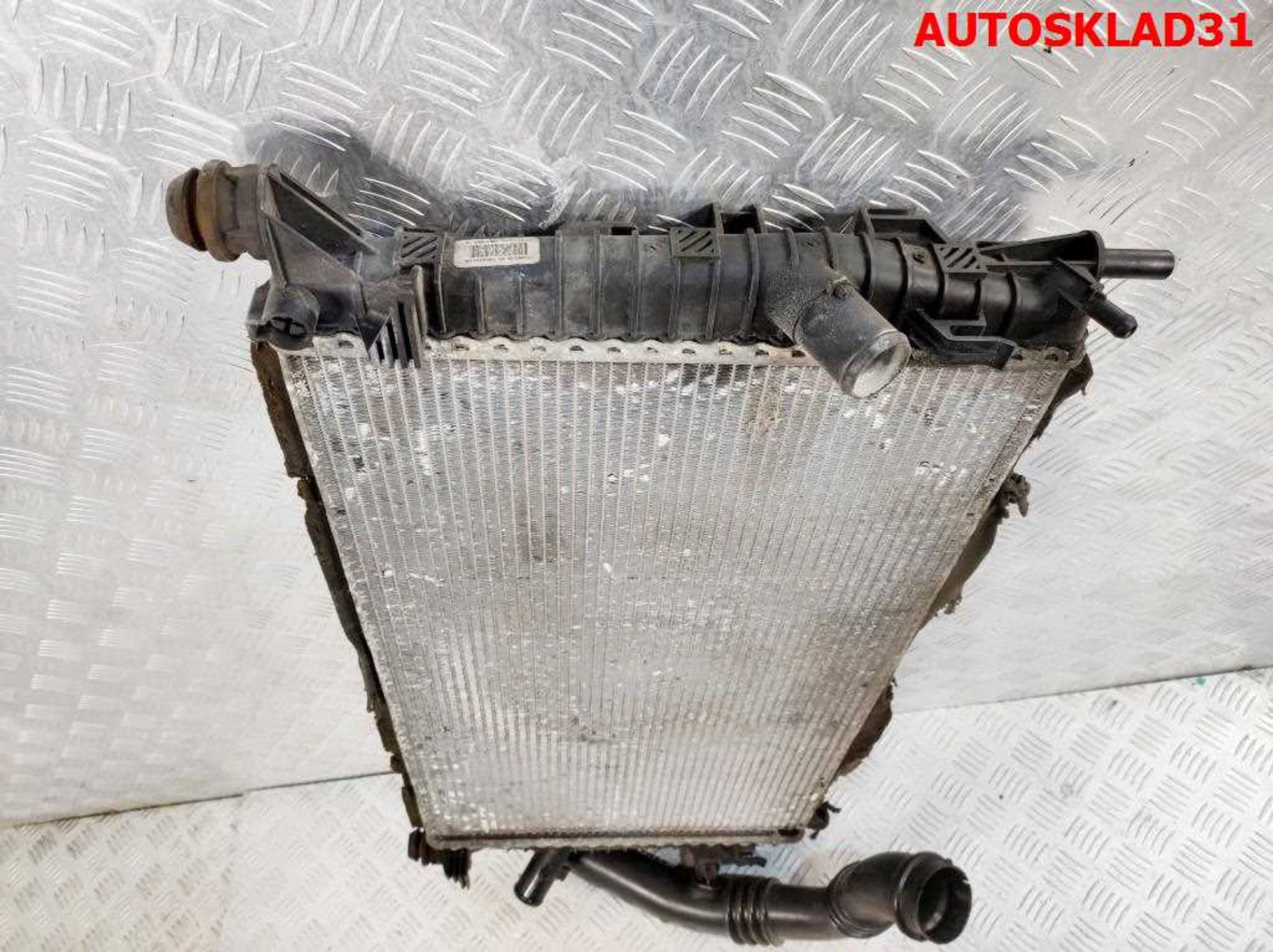 Радиатор основной Ford Focus 2 1,6 G8DA Дизель 3M5H8005TK, 2000 рублей, Дубовое