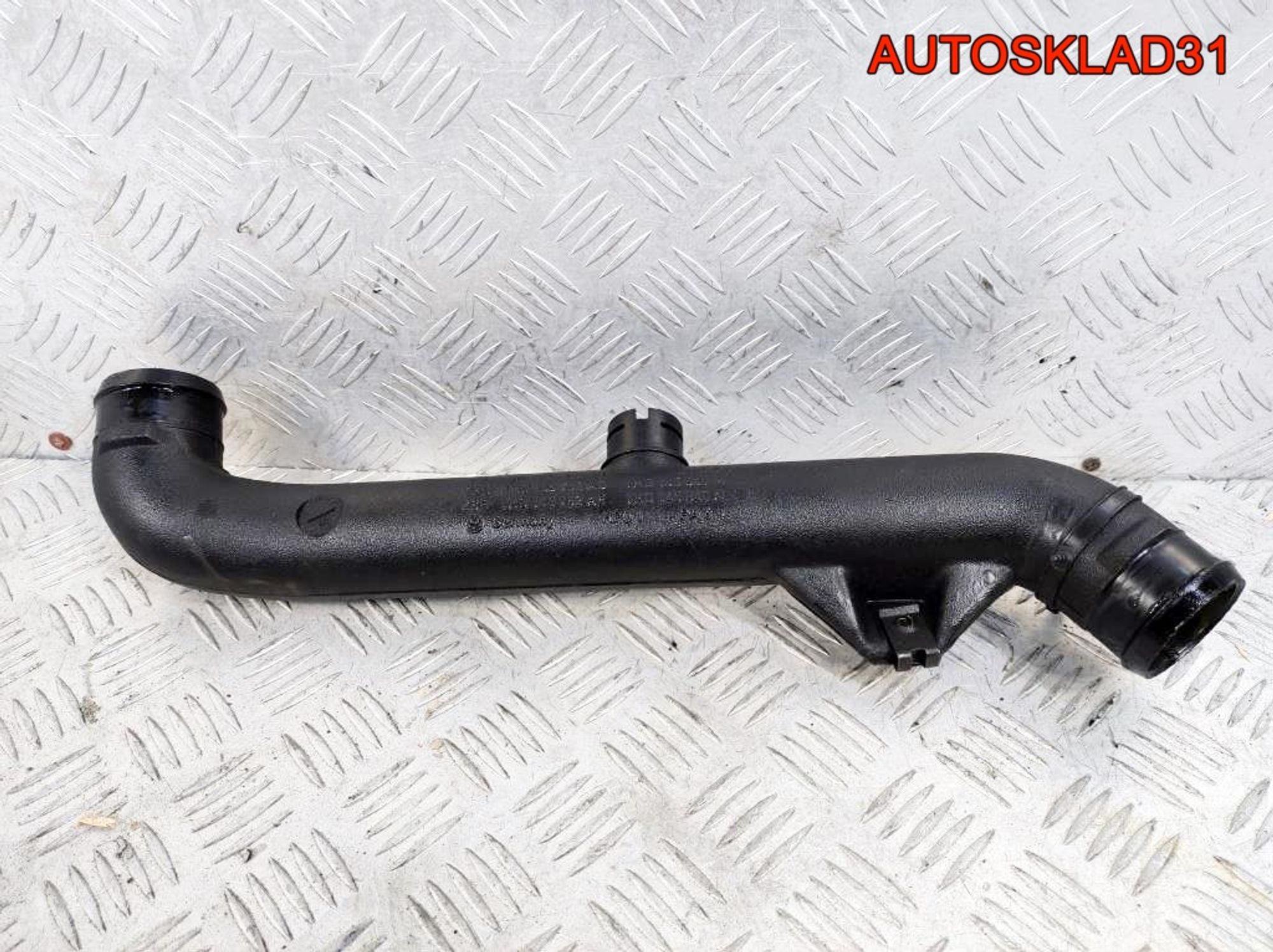 Патрубок интеркулера Volkswagen Golf 3 1H0145840N, 900 рублей, Дубовое