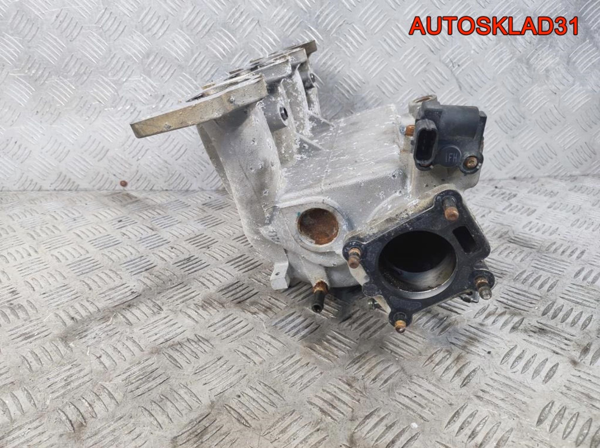 Коллектор впускной Hyundai Elantra 4 2.0 G4GC, 900 рублей, Дубовое