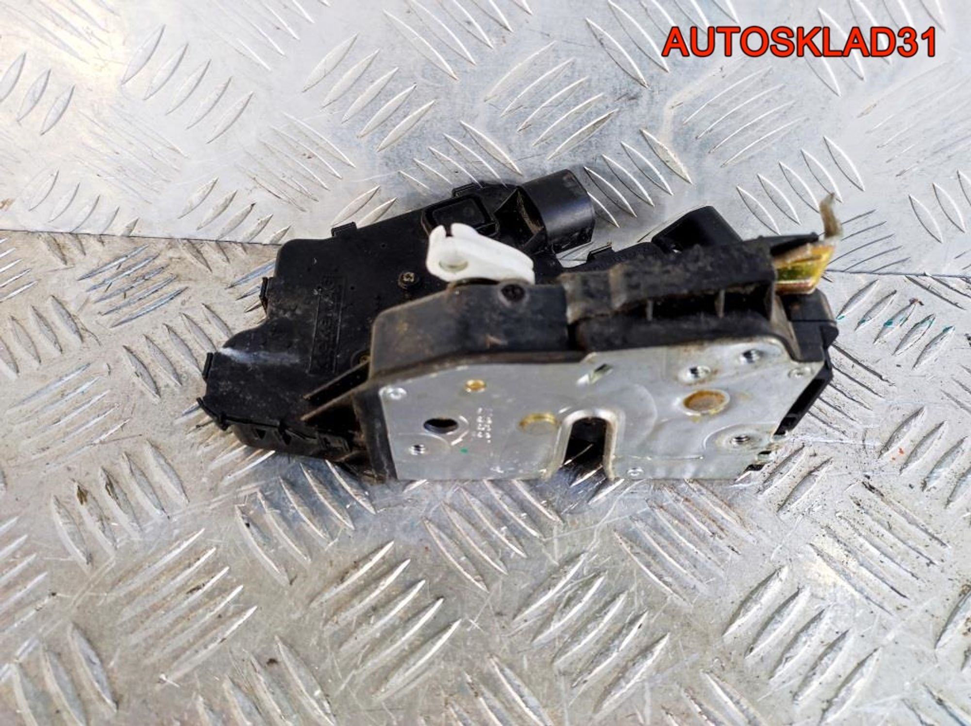 Замок двери передней правой BMW E46 51217011244, 1300 рублей, Дубовое