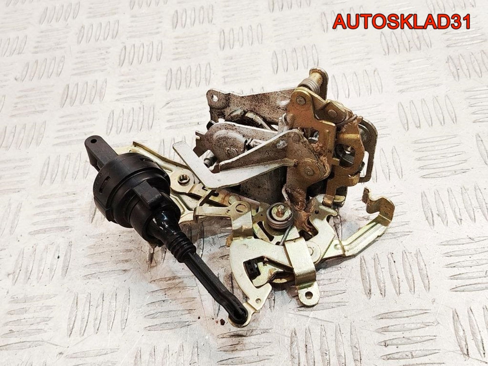 Замок двери задней правой Mercedes Benz W210 A2027300635, 2000 рублей, Дубовое