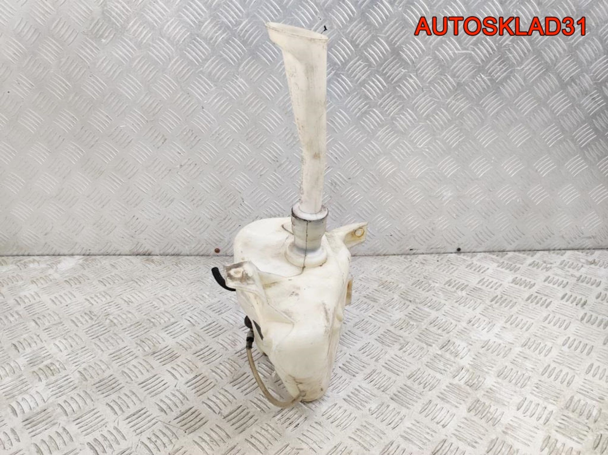 Бачок омывателя Nissan Primera P12E 28910AU400, 1800 рублей, Дубовое