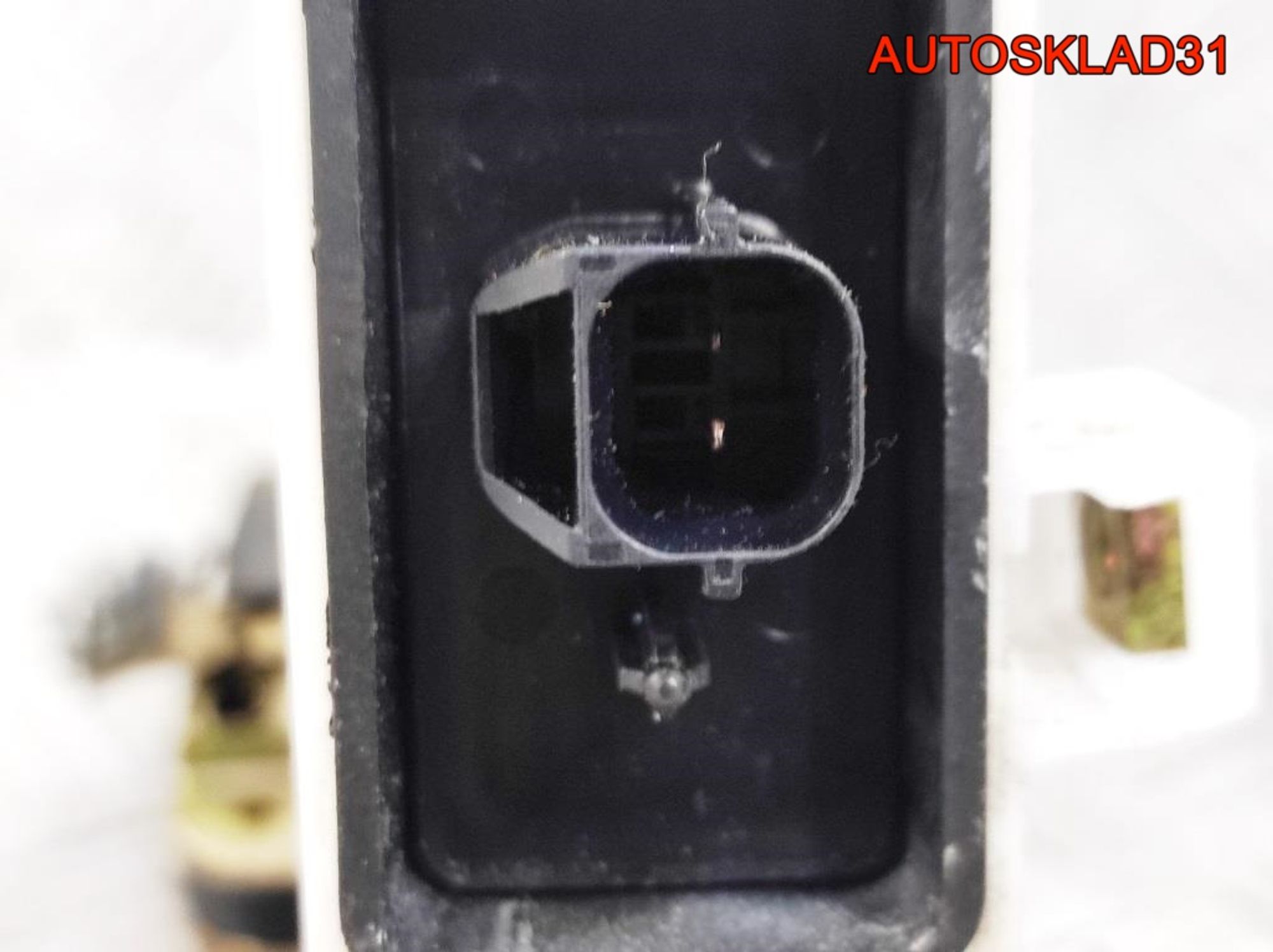 Замок двери передней правой Mitsubishi Carisma DA, 1400 рублей, Дубовое