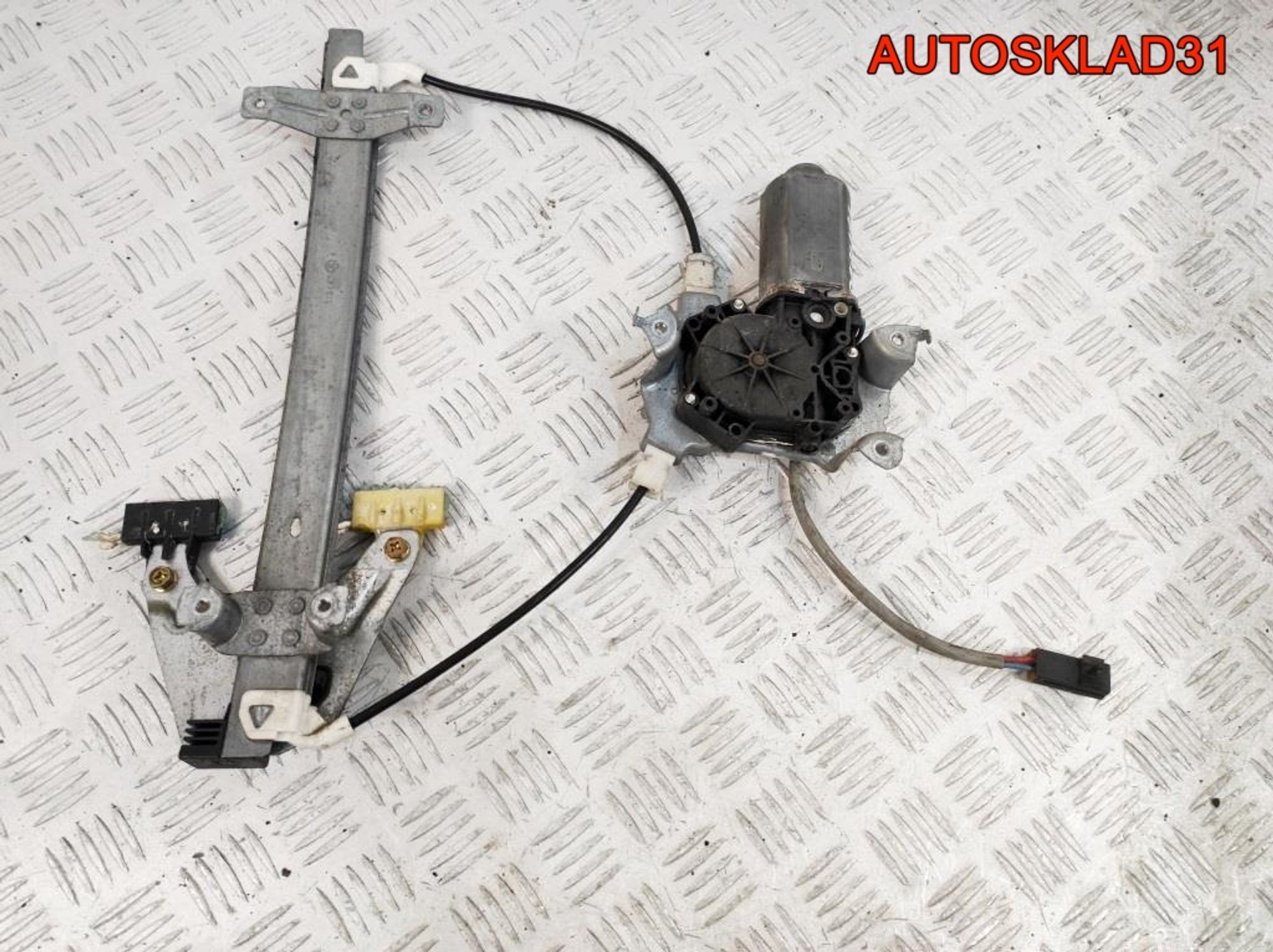 Стеклоподъемник задний правый Nissan Primera P11 400438B, 2500 рублей, Дубовое