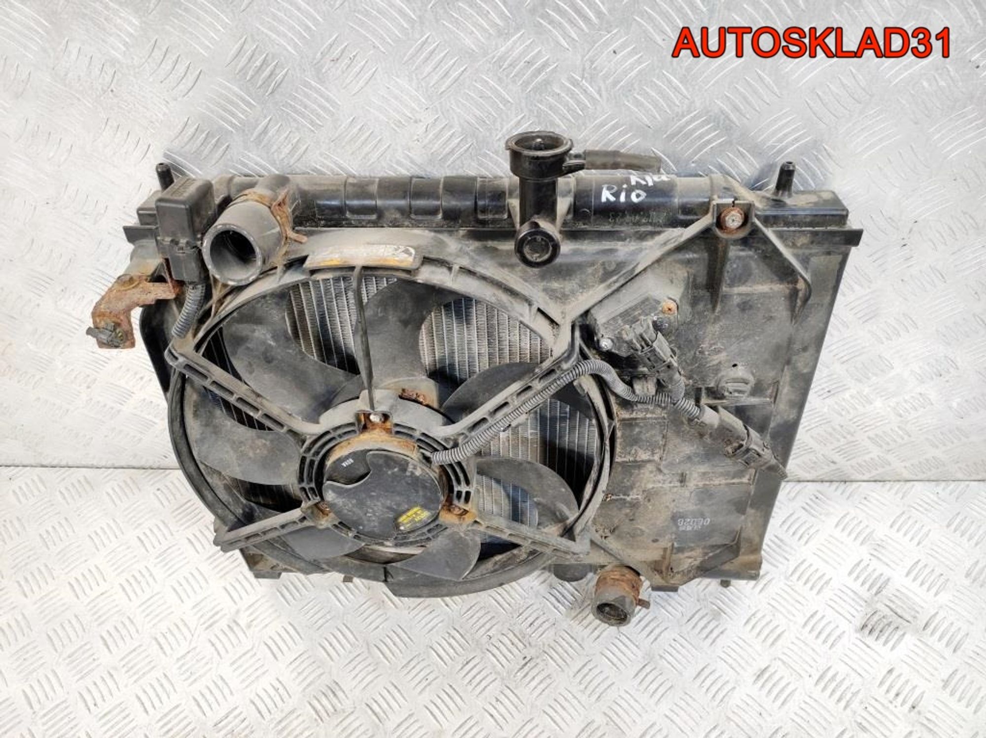 Радиатор основной Kia Rio 2 1,5 Дизель 253101G301, 8100 рублей, Дубовое