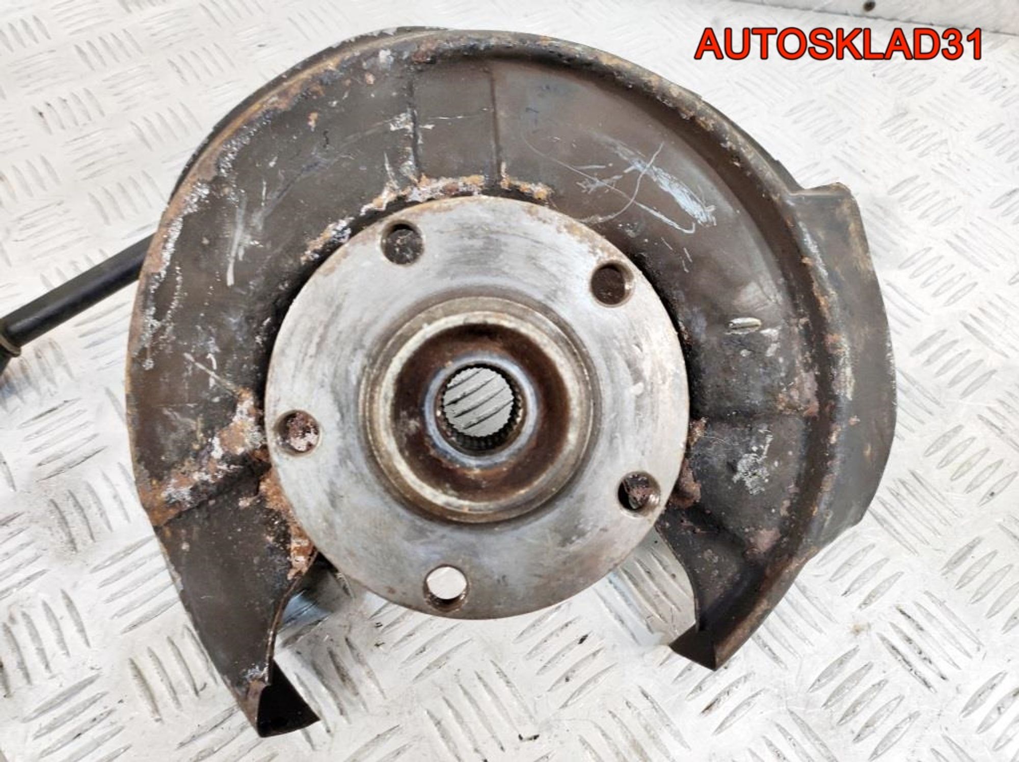 Кулак поворотный задний левый 4WD Audi A4 B6 8E0505435, 1200 рублей, Дубовое