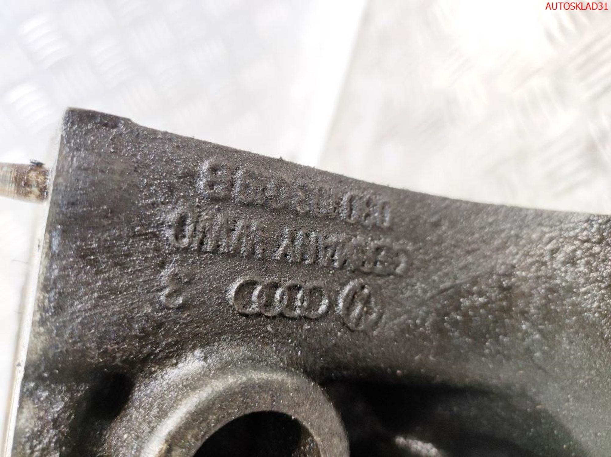 Блок цилиндров VW Golf 4 1.4 AKQ Бензин 030103019B, 5000 рублей, Дубовое