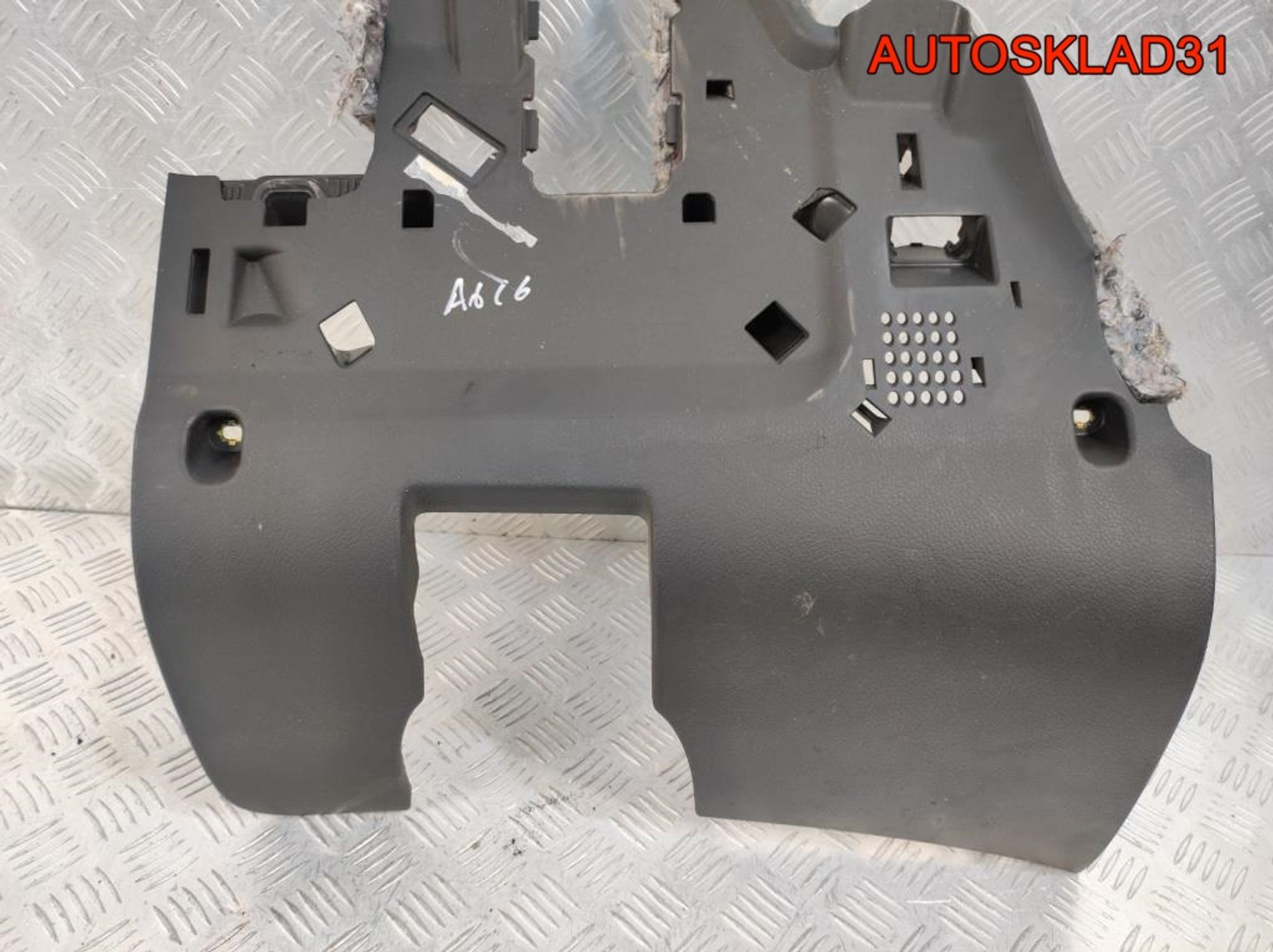 Накладка торпедо Audi A6 C6 4F1863075H, 900 рублей, Дубовое