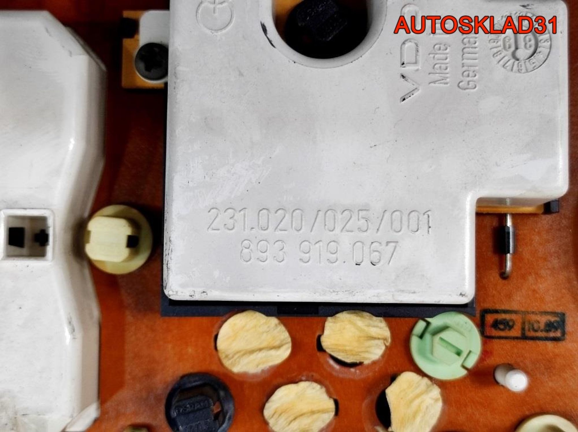 Панель приборов Audi 80 B3 893919033BB Бензин, 18000 рублей, Дубовое