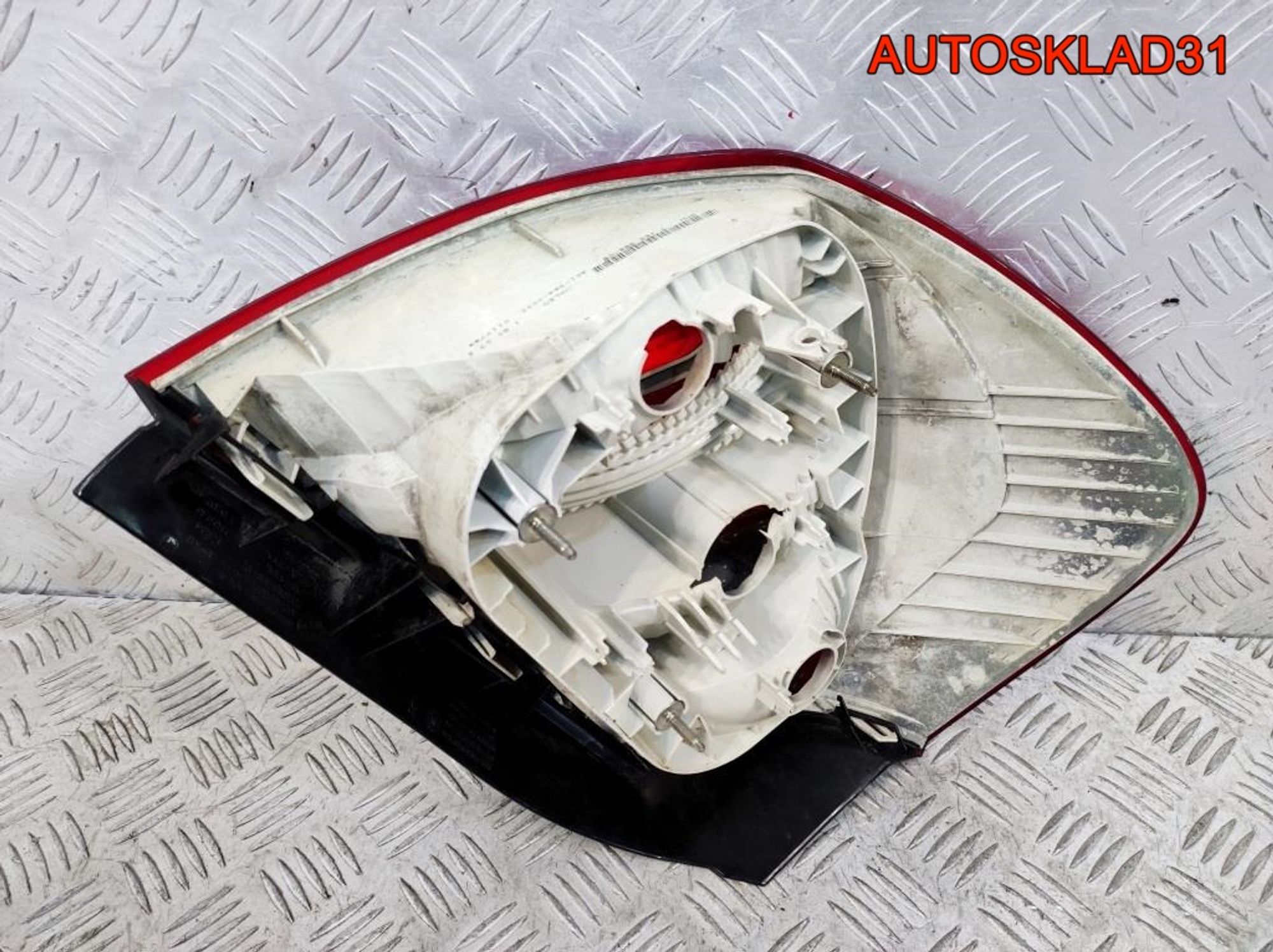 Фонарь задний правый BMW E87 63217164956, 5700 рублей, Дубовое