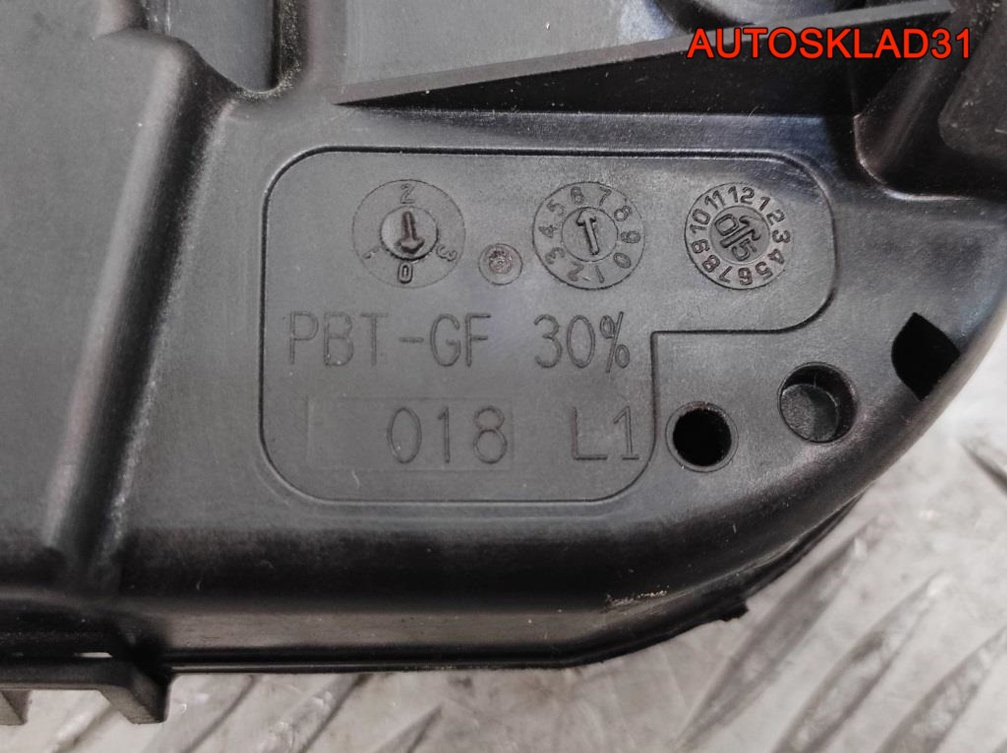 Замок двери задней левой Mercedes W211 A2117300535, 2300 рублей, Дубовое