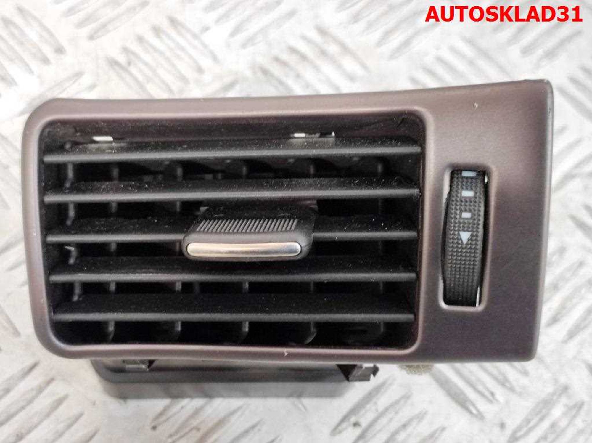 Дефлектор воздушный левый Audi A6 C5 4B1820901, 1000 рублей, Дубовое