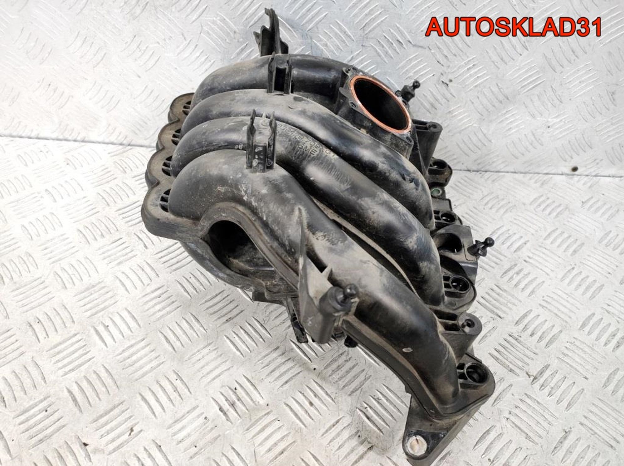 Коллектор впускной Volkswagen Golf 5 036129709GT, 5900 рублей, Дубовое