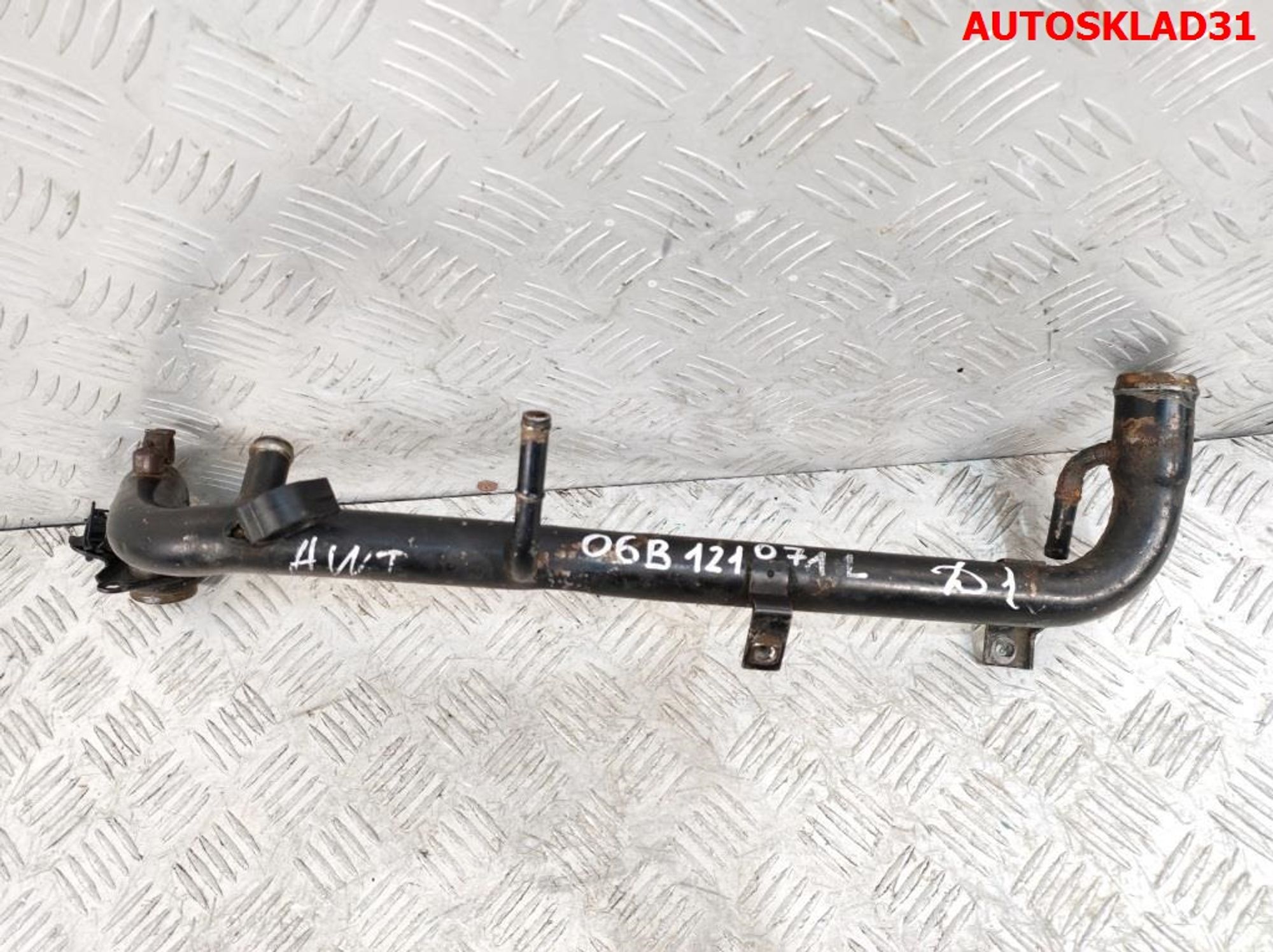 Трубка охлаждающей жидкости VW Passat B5 1,8 AWT 06B121071L, 1000 рублей, Дубовое