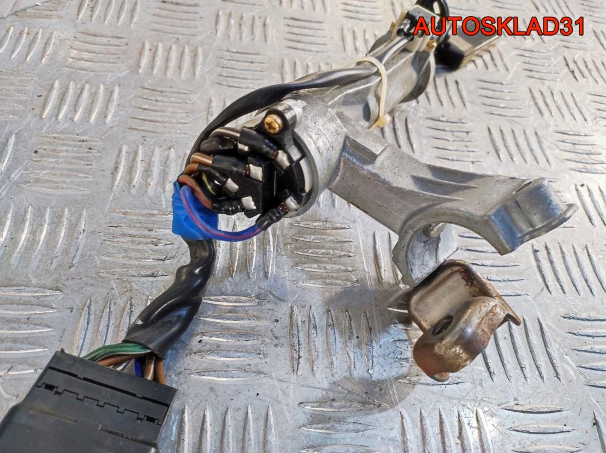 Замок зажигания Toyota Carina 2 45020143, 2900 рублей, Дубовое