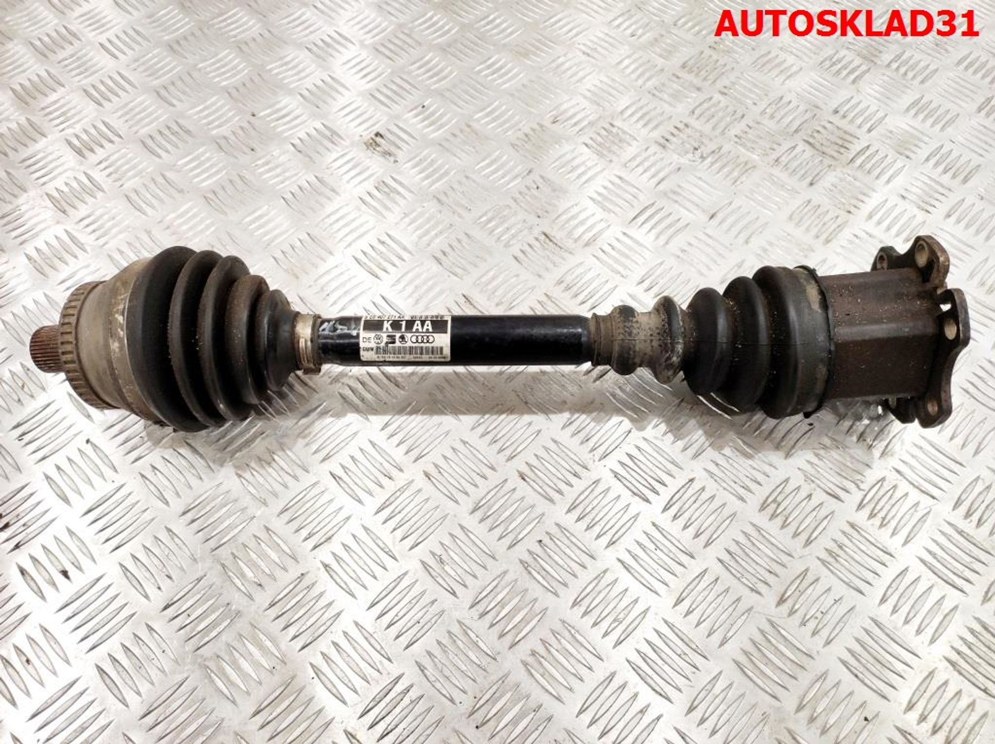 Полуось передняя левая Audi A4 B6 3,0 ASN Бензин 4WD 8E0407271AA, 5000 рублей, Дубовое