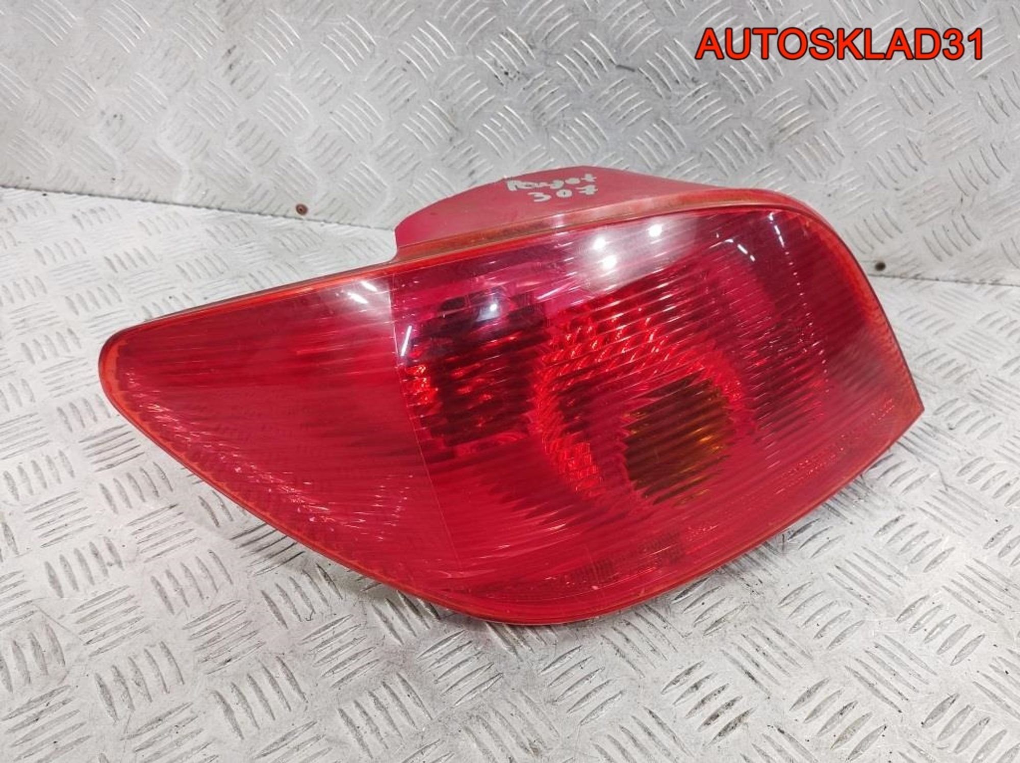 Фонарь задний левый Peugeot 307 6350P3 Дорест, 5400 рублей, Дубовое