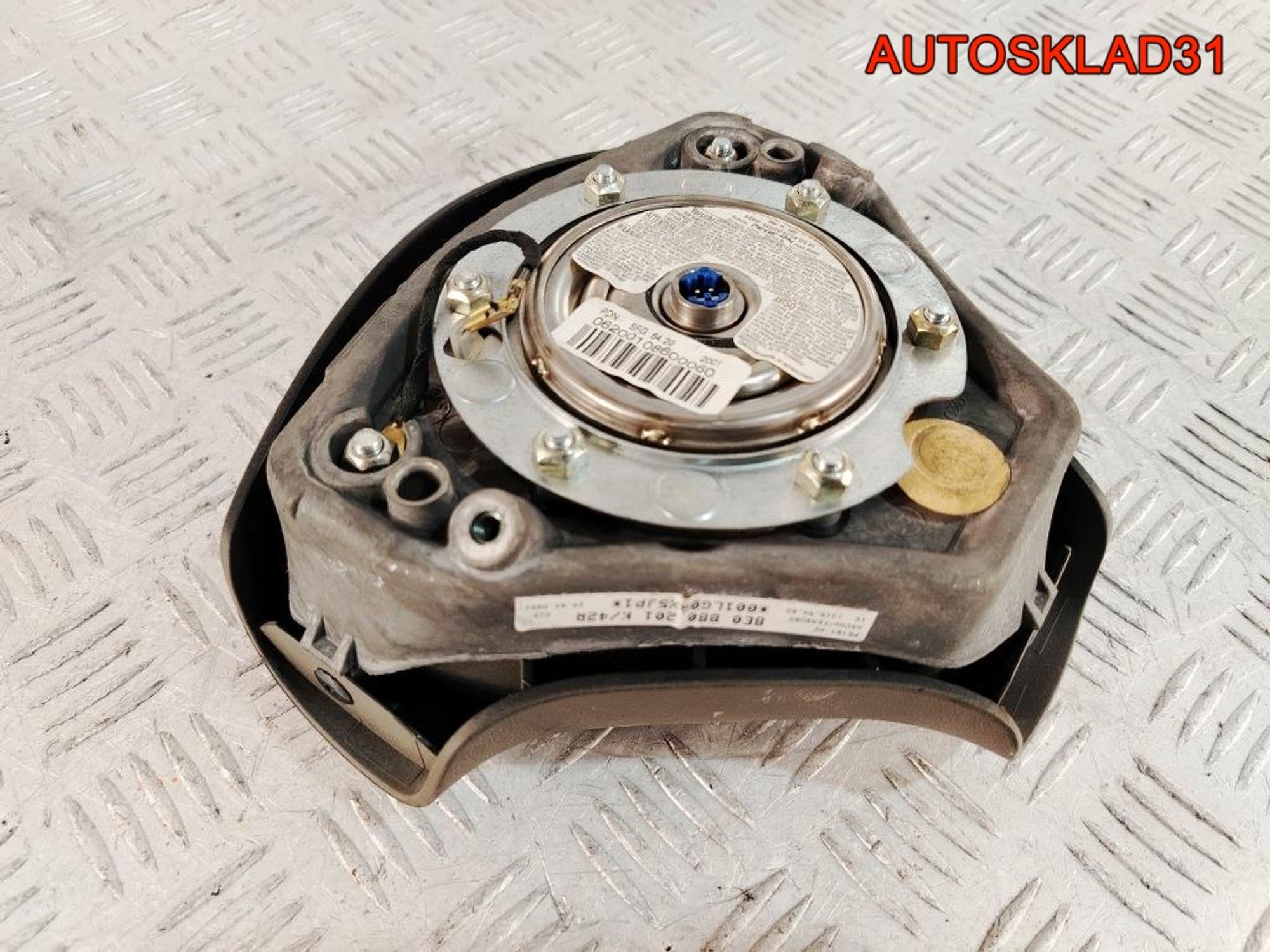 Подушка безопасности в руль Audi A6 C5 8E0880201K, 3200 рублей, Дубовое