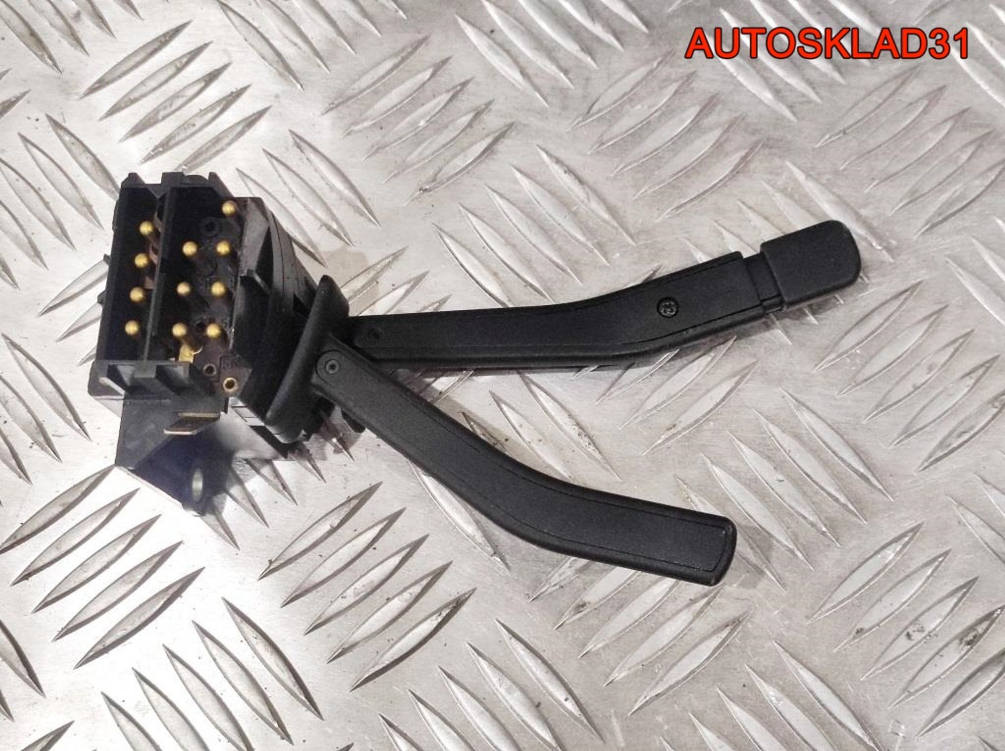 Переключатель стеклоочистителя Ford Sierra 87BG11K665CA, 1000 рублей, Дубовое