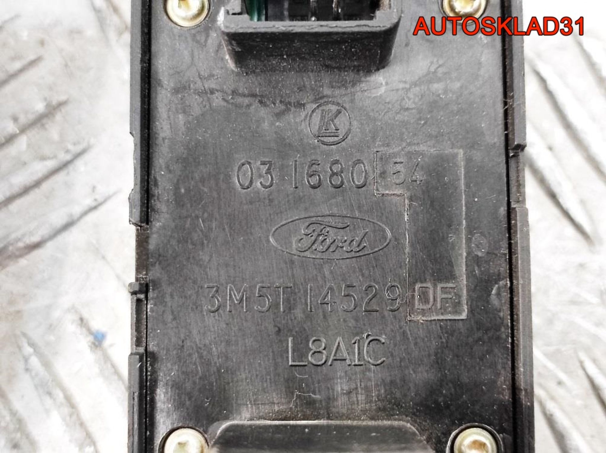 Блок стеклоподъемников Ford Focus 2 3M5T14529DF, 900 рублей, Дубовое